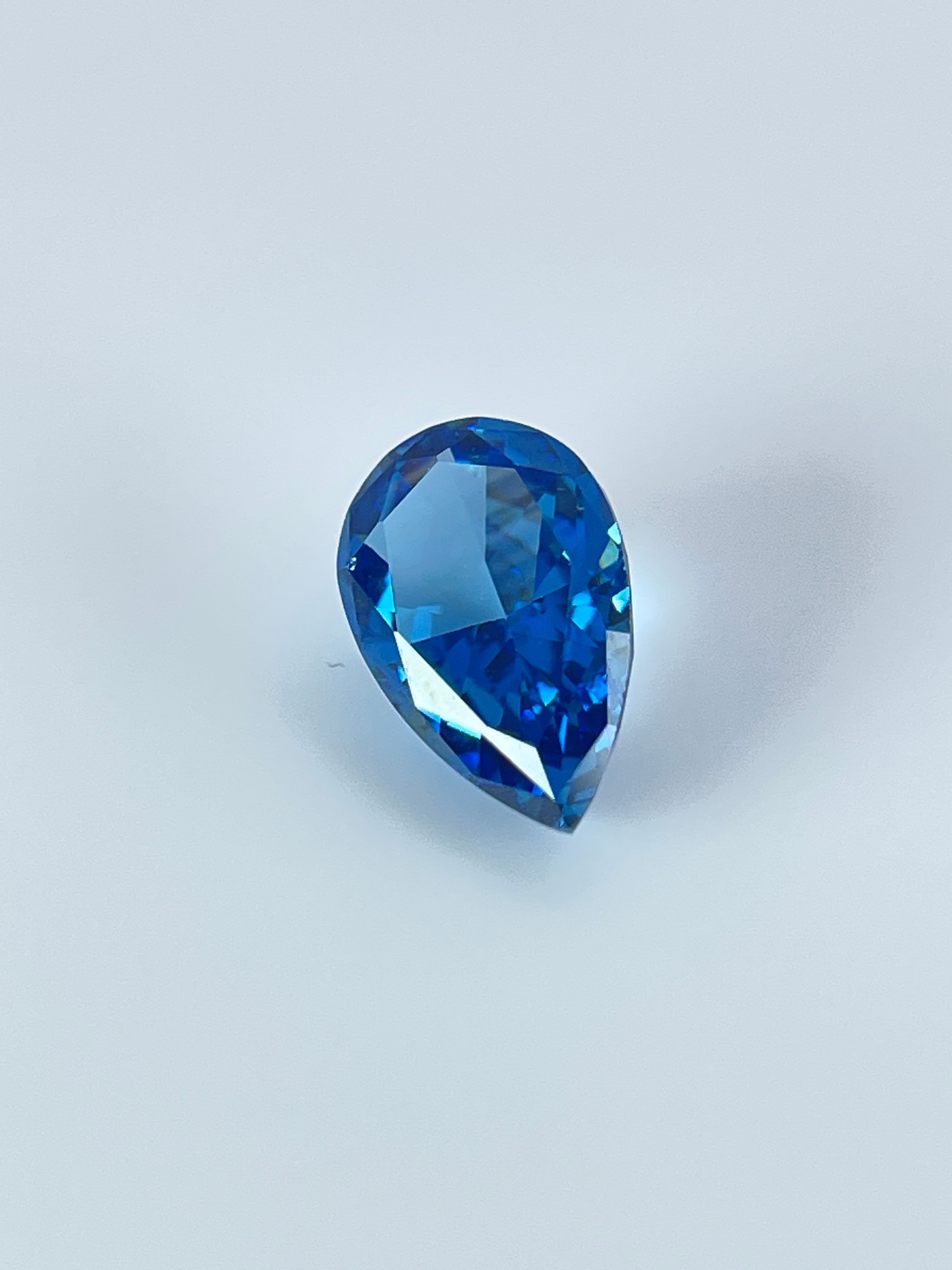 Ice Cut Cubic Zirconia – Royal Blue Pear Cut 6 x 9 mm ~2.6ct