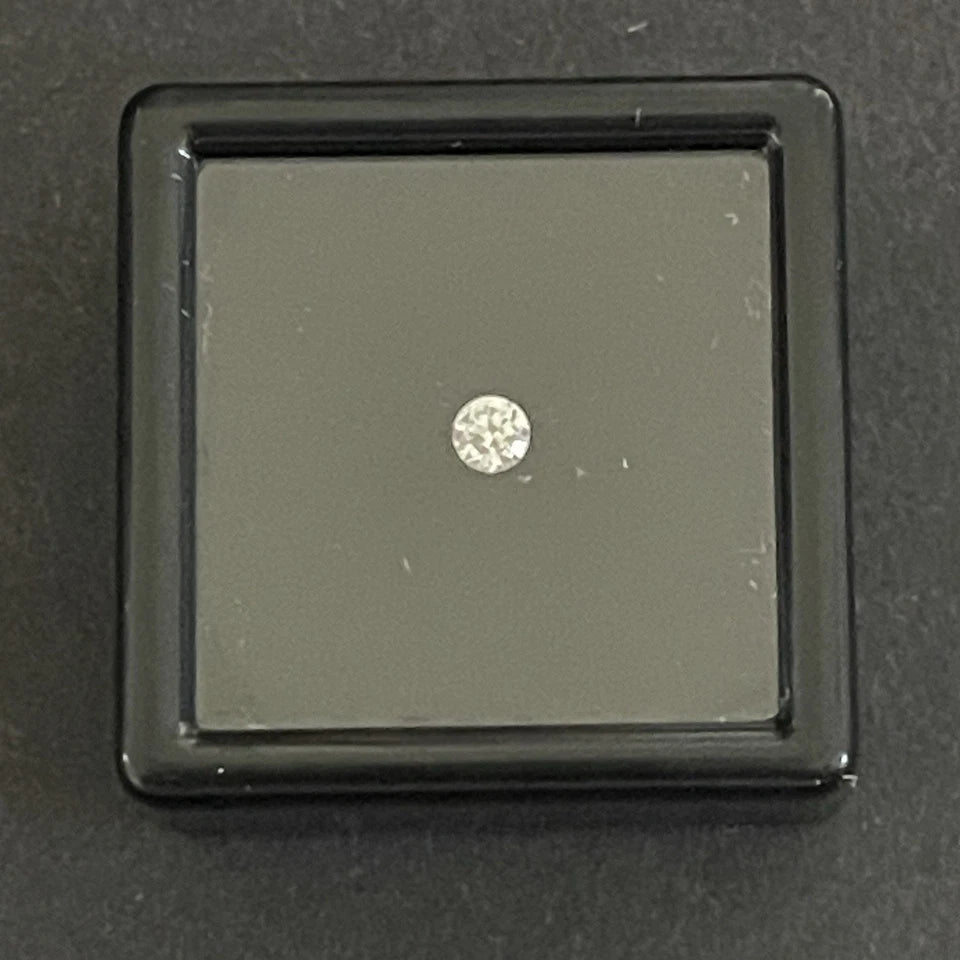 3mm Round Brilliant HPHT Lab-Grown Diamond | 0.1ct | DEF Colour | VVS Clarity | GemDrop® Verified
