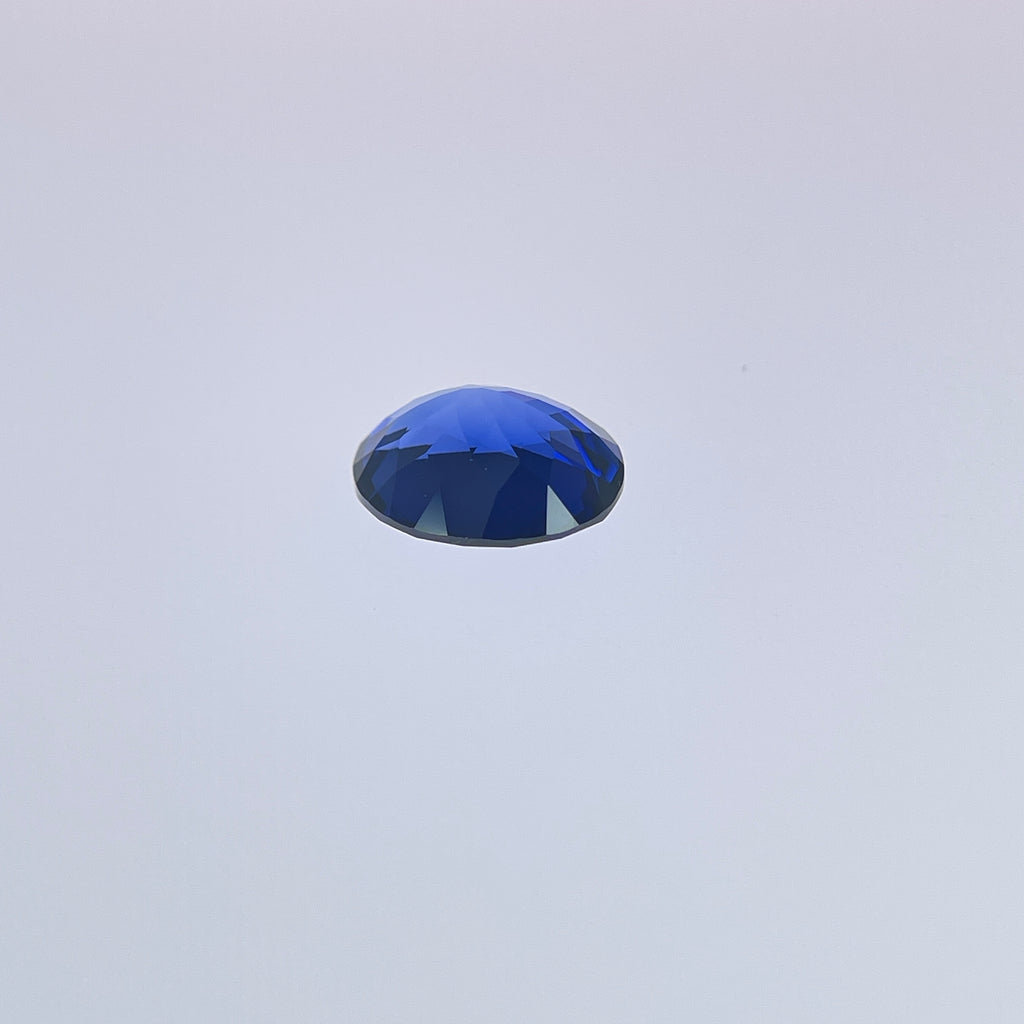 ~6.5 ct Cornflower Blue Sapphire | Oval Cut | 10 × 12 mm | Gemdrop® Verified