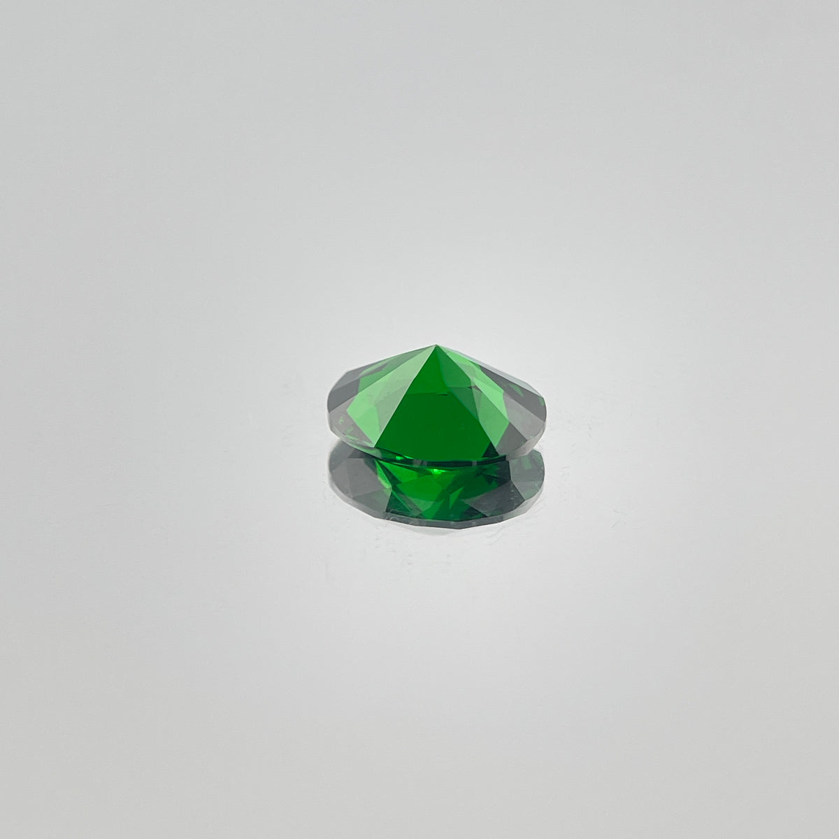 Dark Green Cubic Zirconia – Oval Cut
