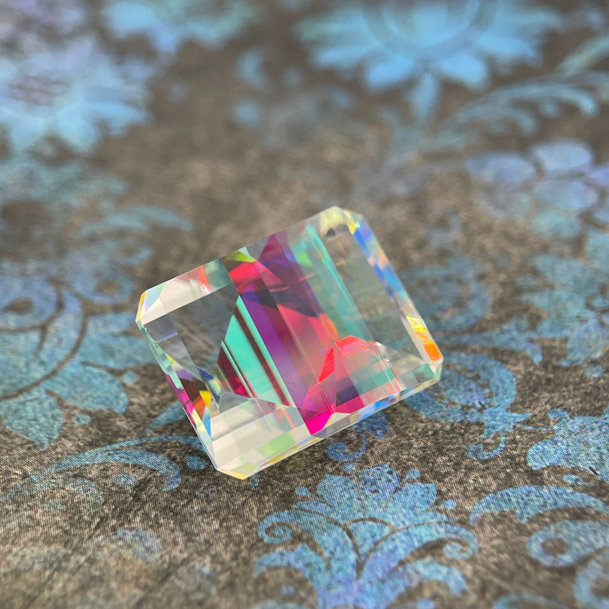 20.025ct Mystic Quartz | Pixel Cut | 15x20 mm | Gemdrop® Verified