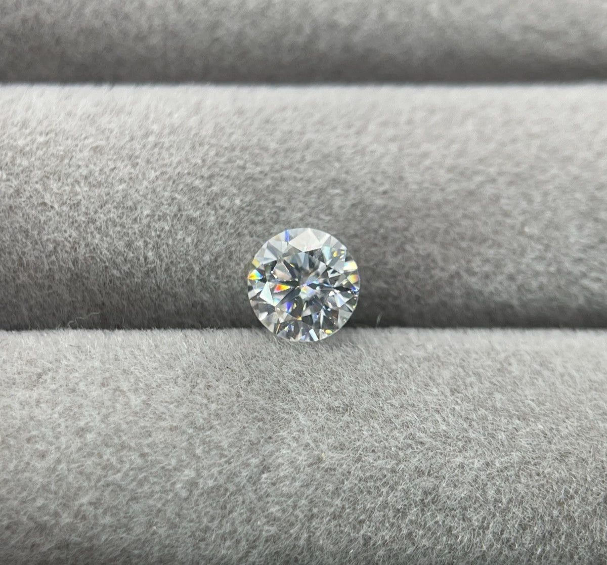1 Carat Round Brilliant VVS1 D Moissanite Space Diamond | 6.5mm | + GRA Report & Warranty | GemDrop® Verified