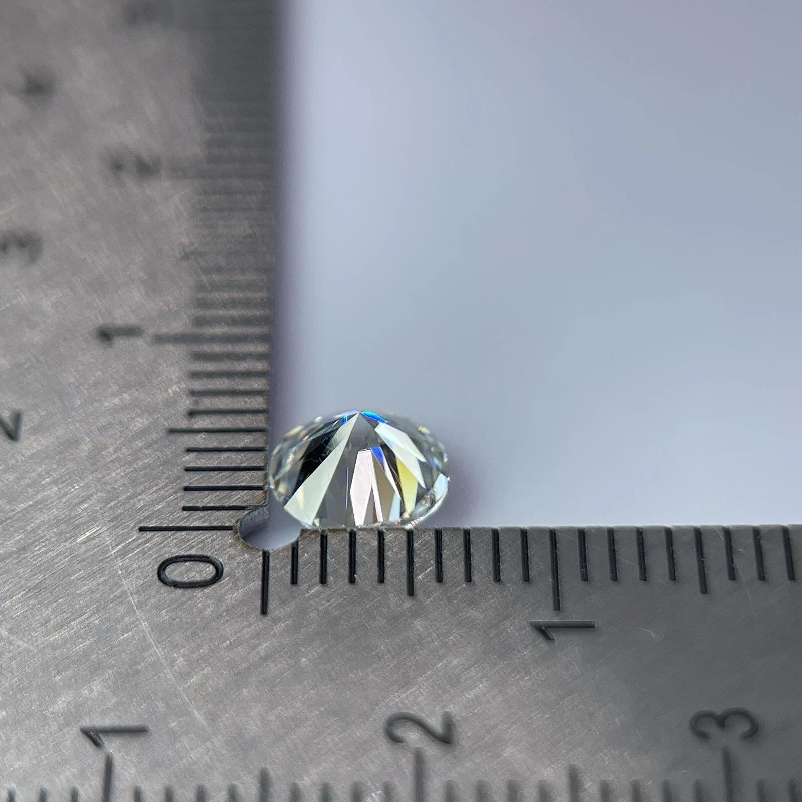1 Carat Round Brilliant VVS1 D Moissanite Space Diamond | 6.5mm | + GRA Report & Warranty | GemDrop® Verified