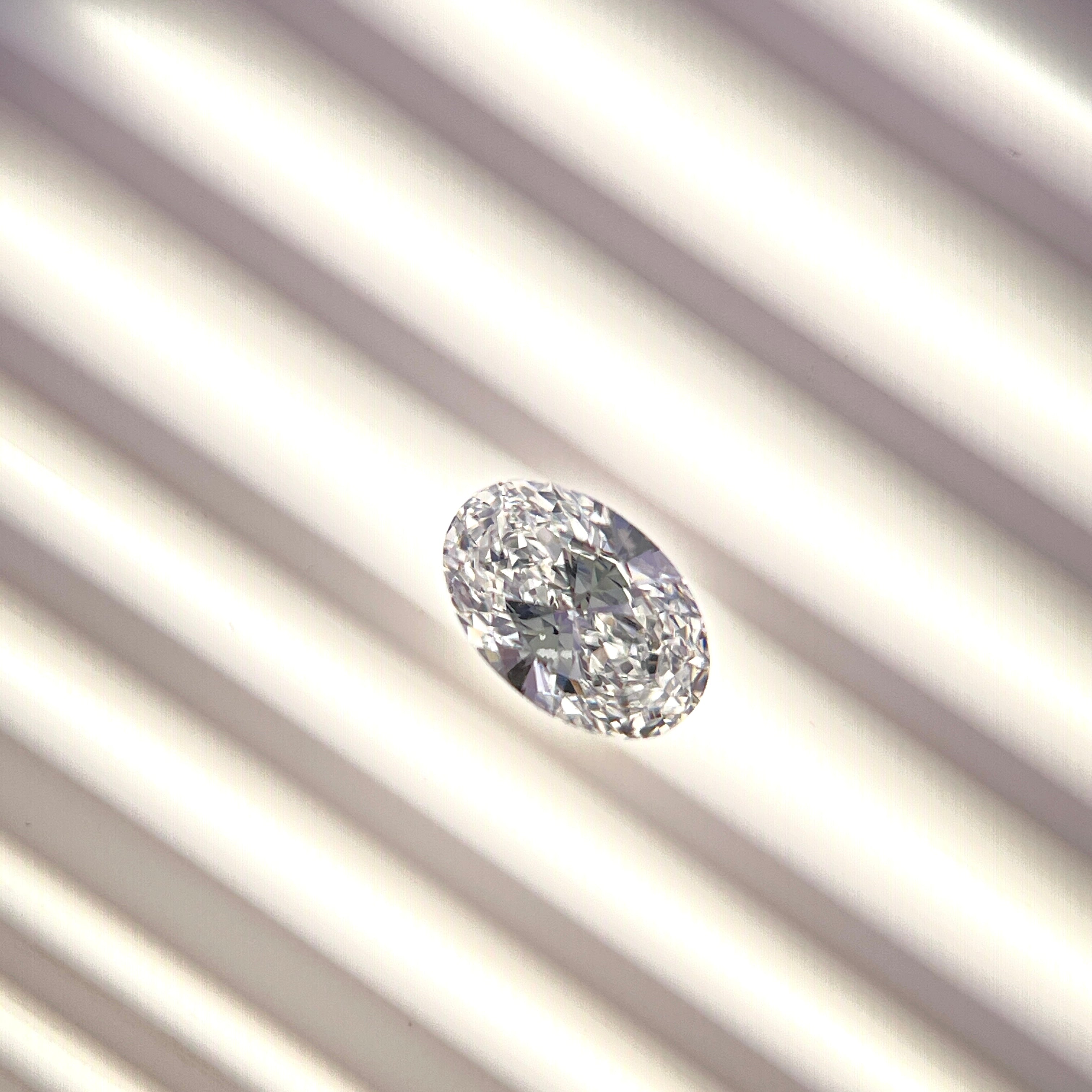 1ct Oval Cut  | VS1 D HPHT Lab Diamond | IGI  Report | Excellent Polish & Excellent Symmetry | Gemdrop® Verified