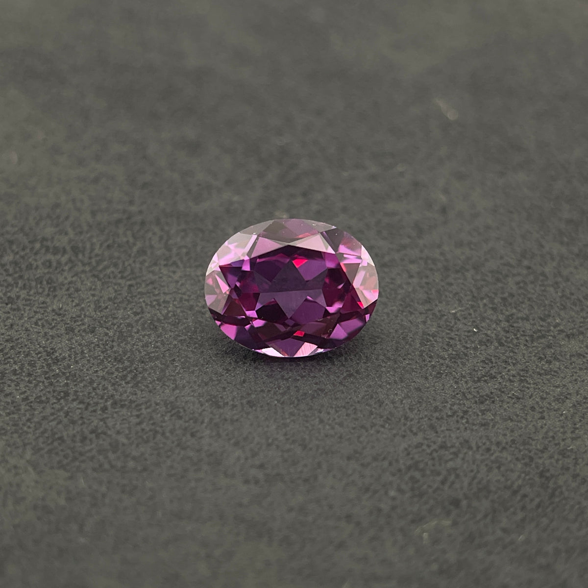 ~3.5ct Purple–Red-Blue Colour Change Corundum Alexandrite | Oval Cut | 8 × 10 mm | Gemdrop® Verified