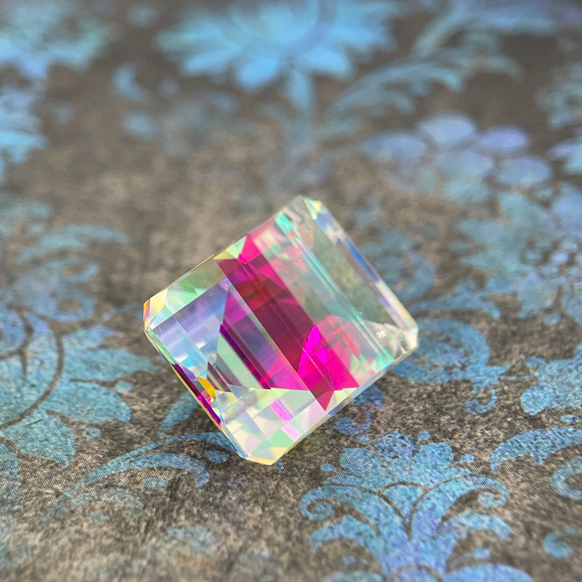 20.025ct Mystic Quartz | Pixel Cut | 15x20 mm | Gemdrop® Verified