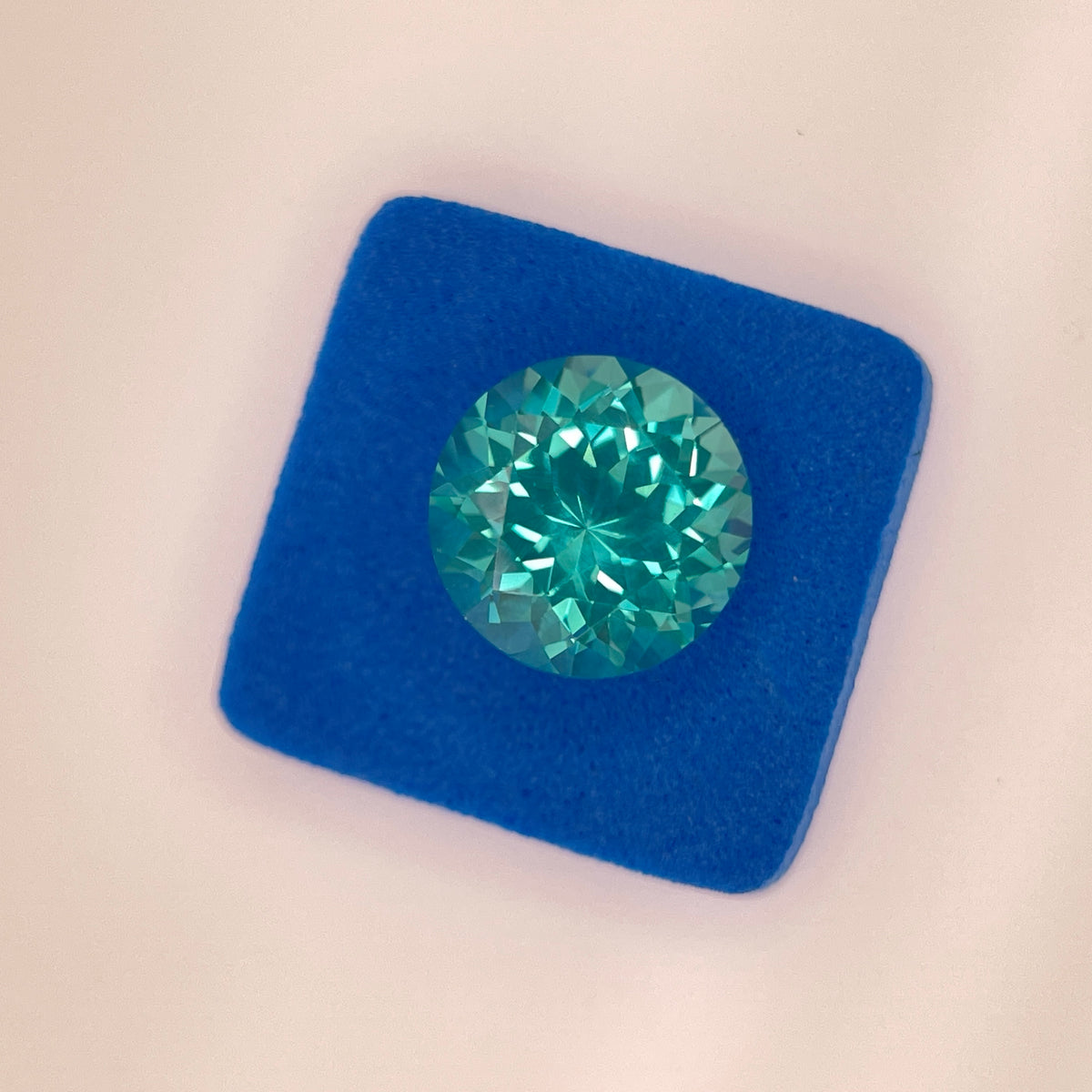 8 mm Sapphire & Yttrium Aluminium Garnet | Round Cut | ~2 ct | Ice, Mint & Paraiba | Gemdrop® Verified