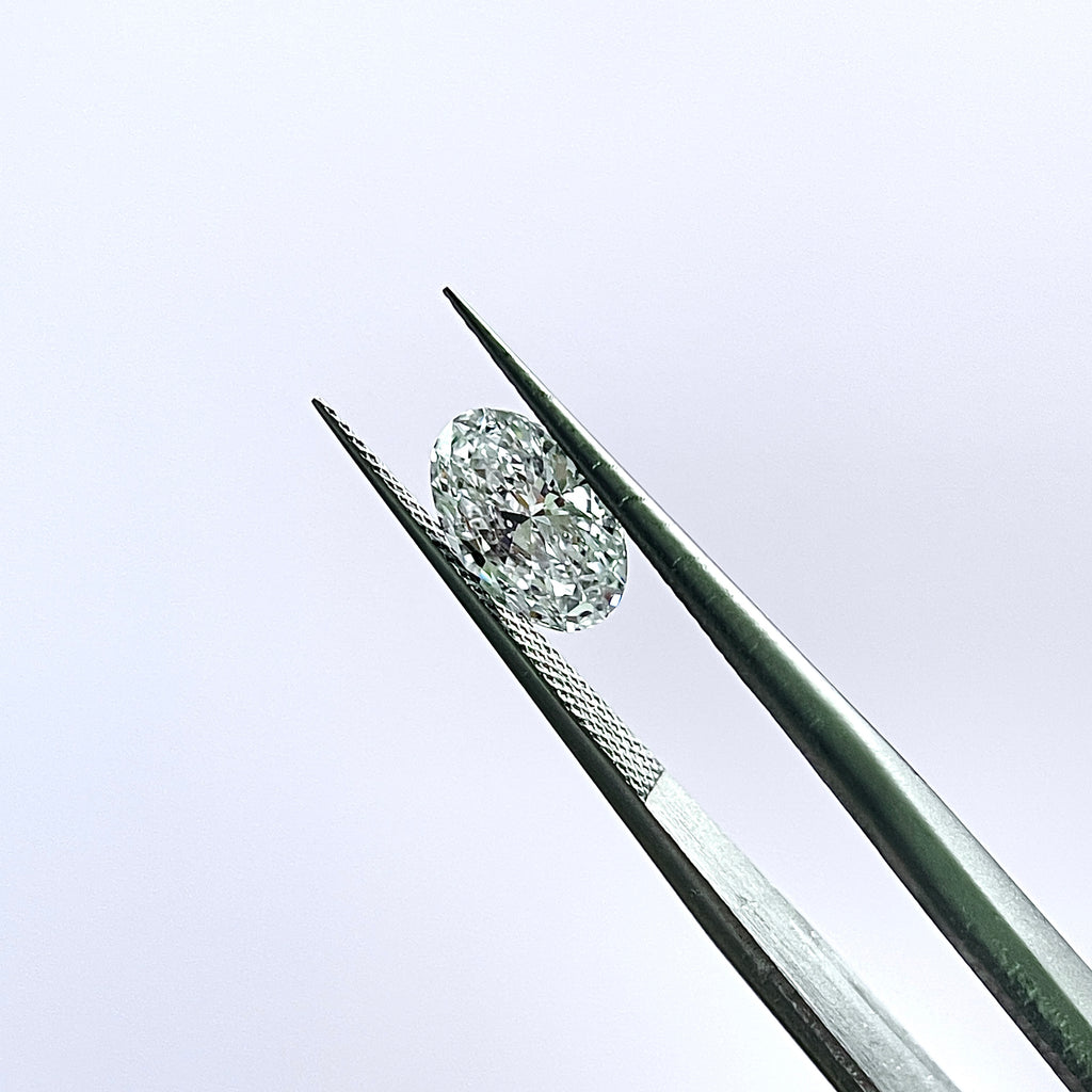 1ct Oval Cut  | VS1 D HPHT Lab Diamond | IGI  Report | Excellent Polish & Excellent Symmetry | Gemdrop® Verified