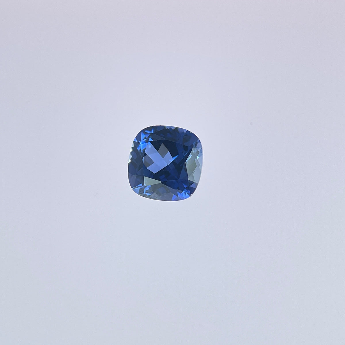 ~2.6ct Cornflower Blue Sapphire | Cushion Cut | 8 × 8 mm | Gemdrop® Verified