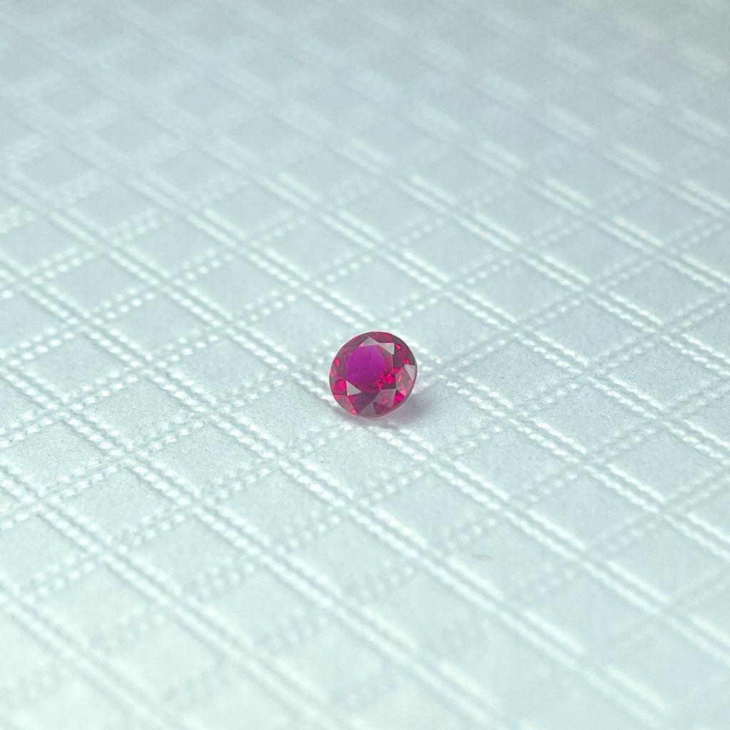 5 mm Sapphire & Ruby | Round Brilliant Cut | ~0.6 ct | Ruby Red, Royal Blue & Ice White | Gemdrop® Verified