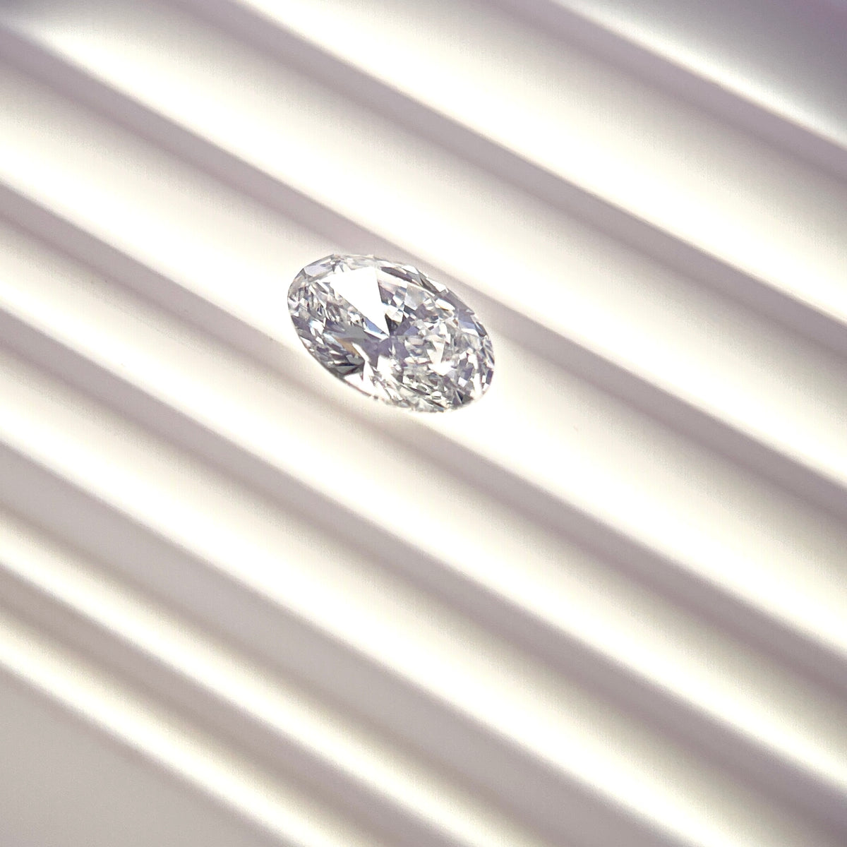 1ct Oval Cut  | VS1 D HPHT Lab Diamond | IGI  Report | Excellent Polish & Excellent Symmetry | Gemdrop® Verified