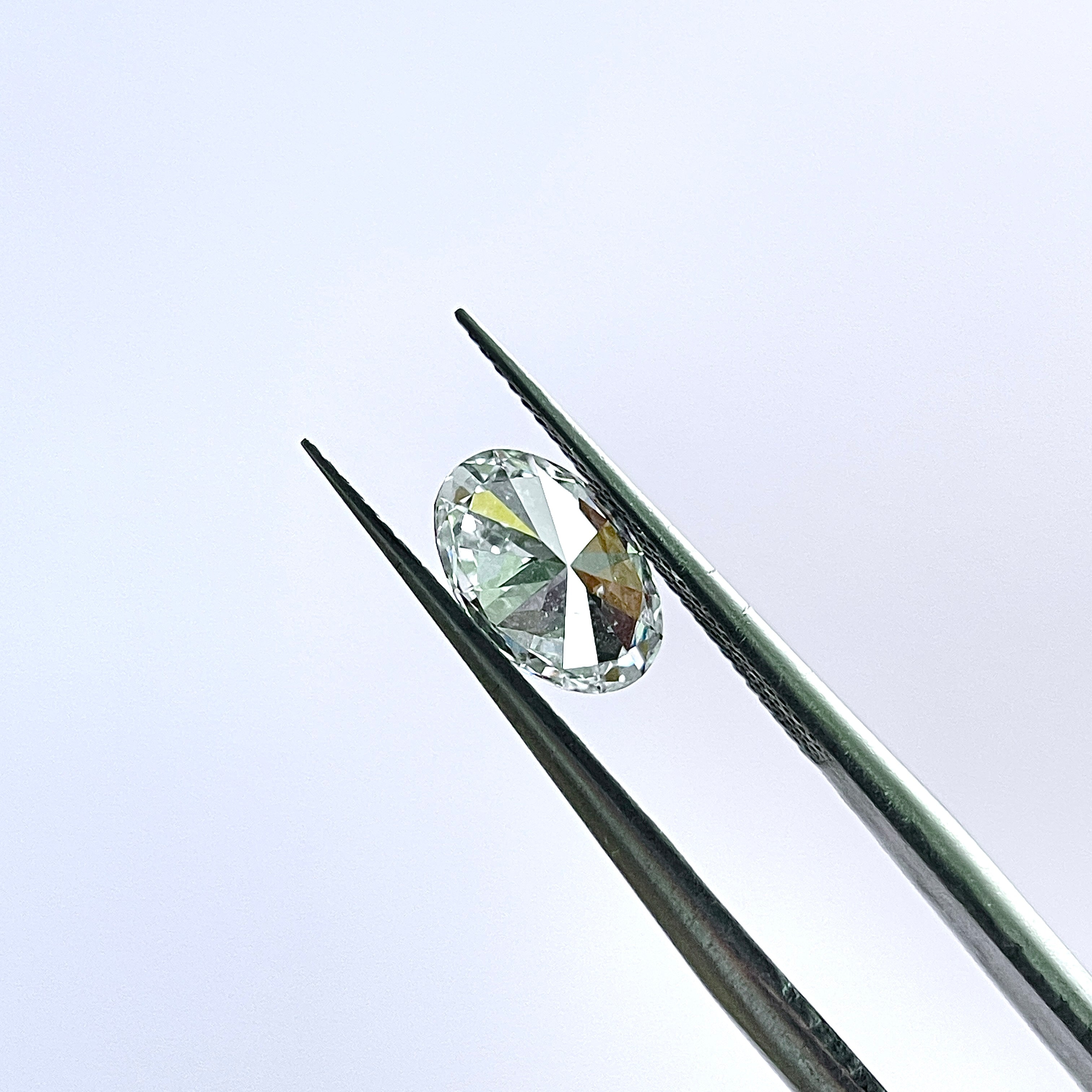 1ct Oval Cut  | VS1 D HPHT Lab Diamond | IGI  Report | Excellent Polish & Excellent Symmetry | Gemdrop® Verified