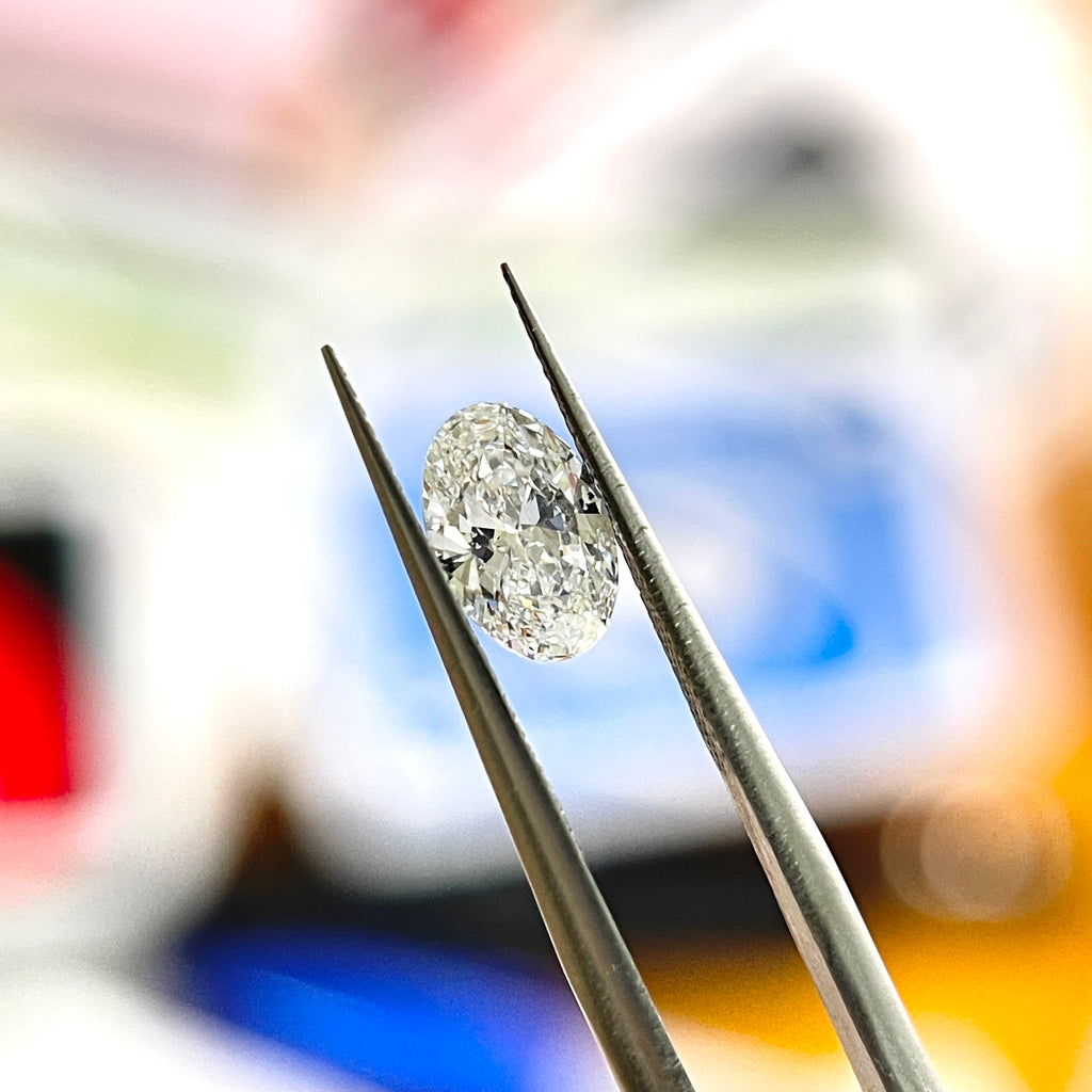 1ct Oval Cut  | VS1 D HPHT Lab Diamond | IGI  Report | Excellent Polish & Excellent Symmetry | Gemdrop® Verified