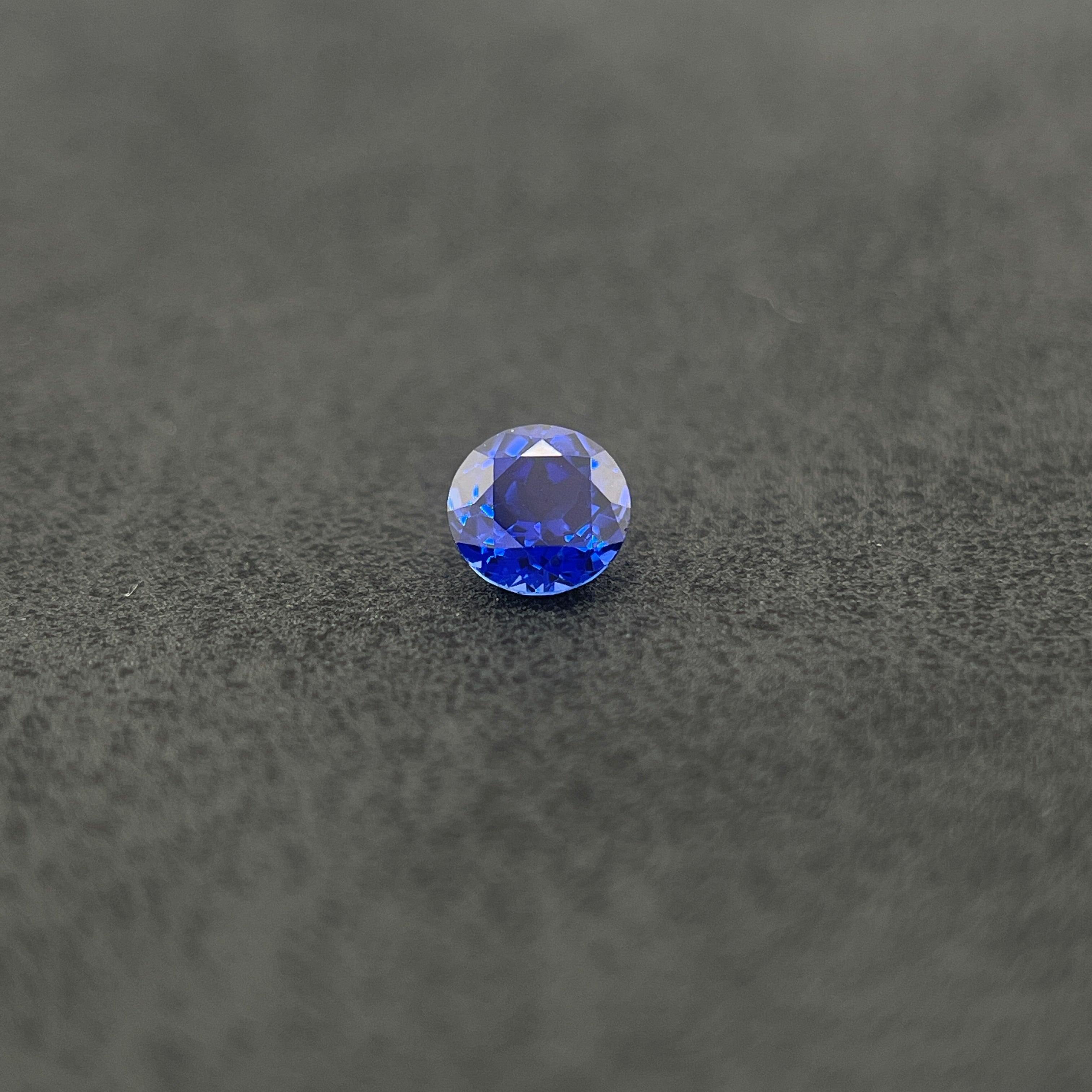 5 mm Sapphire & Ruby | Round Brilliant Cut | ~0.6 ct | Ruby Red, Royal Blue & Ice White | Gemdrop® Verified