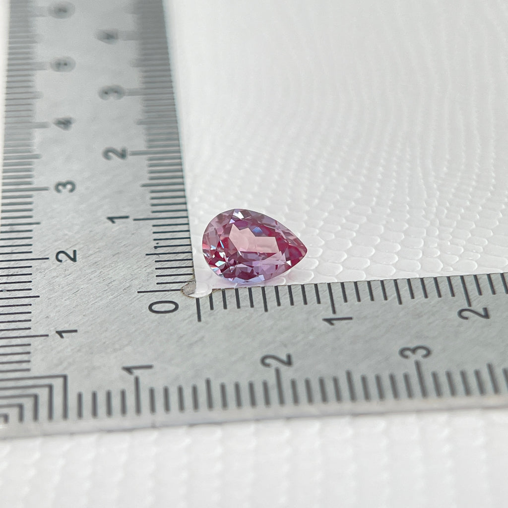 ~1.3 ct Purple–Green Colour Change Alexandrite [chrysoberyl] | Drop Cut | 6x8 mm | Gemdrop® Verified