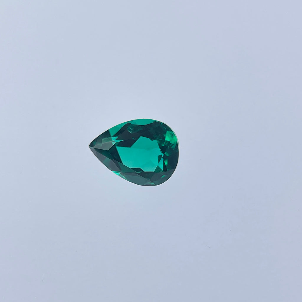 ~1,2 ct Émeraude hydrothermale verte de Zambie [Béryl] | Taille émeraude | 6 × 8 mm | Vérifié Gemdrop®