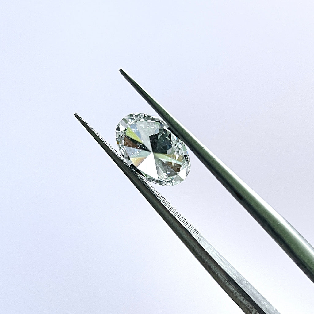 1ct Oval Cut  | VS1 D HPHT Lab Diamond | IGI  Report | Excellent Polish & Excellent Symmetry | Gemdrop® Verified