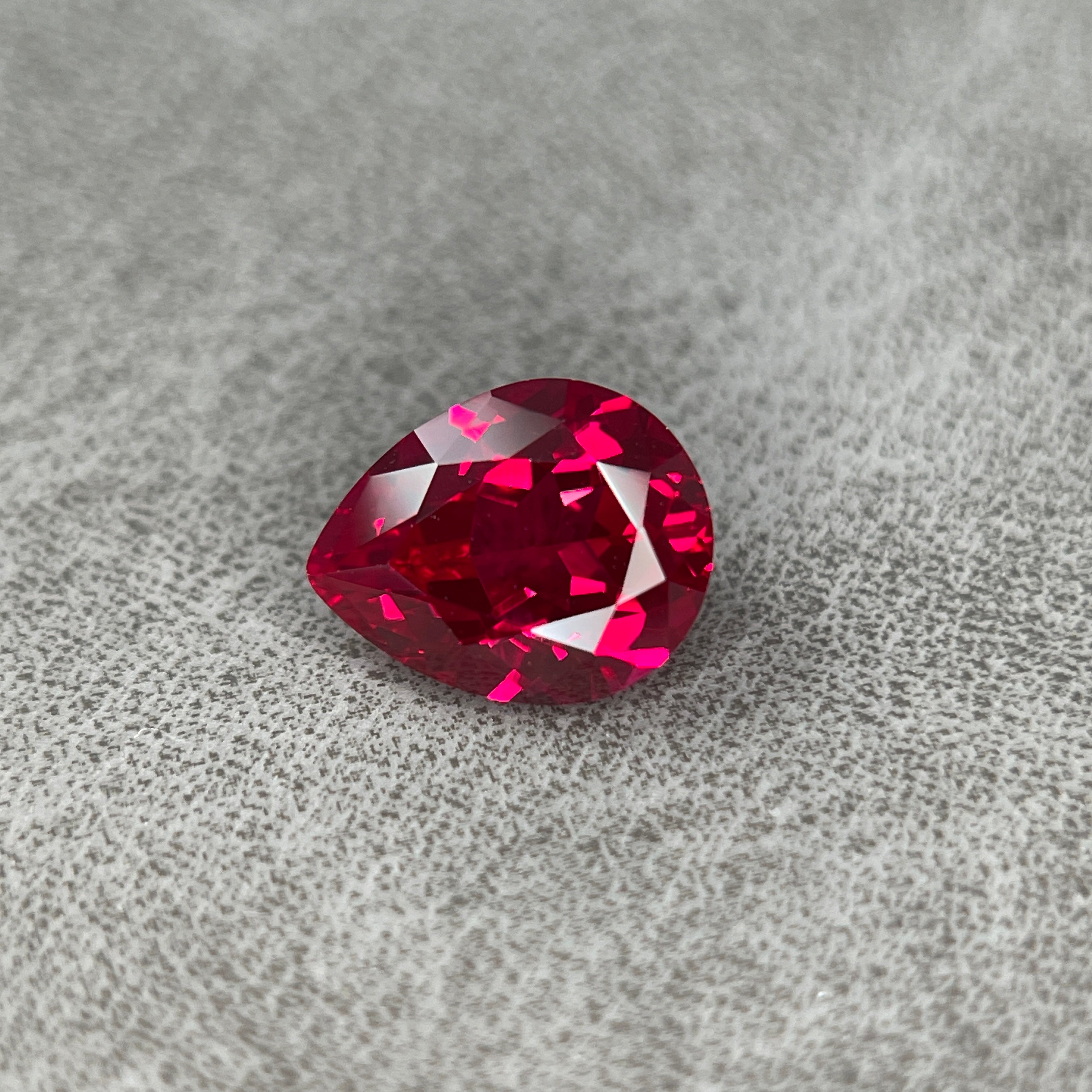 ~2.9ct Ruby | Drop Cut | 8 × 10 mm | Gemdrop® Verified