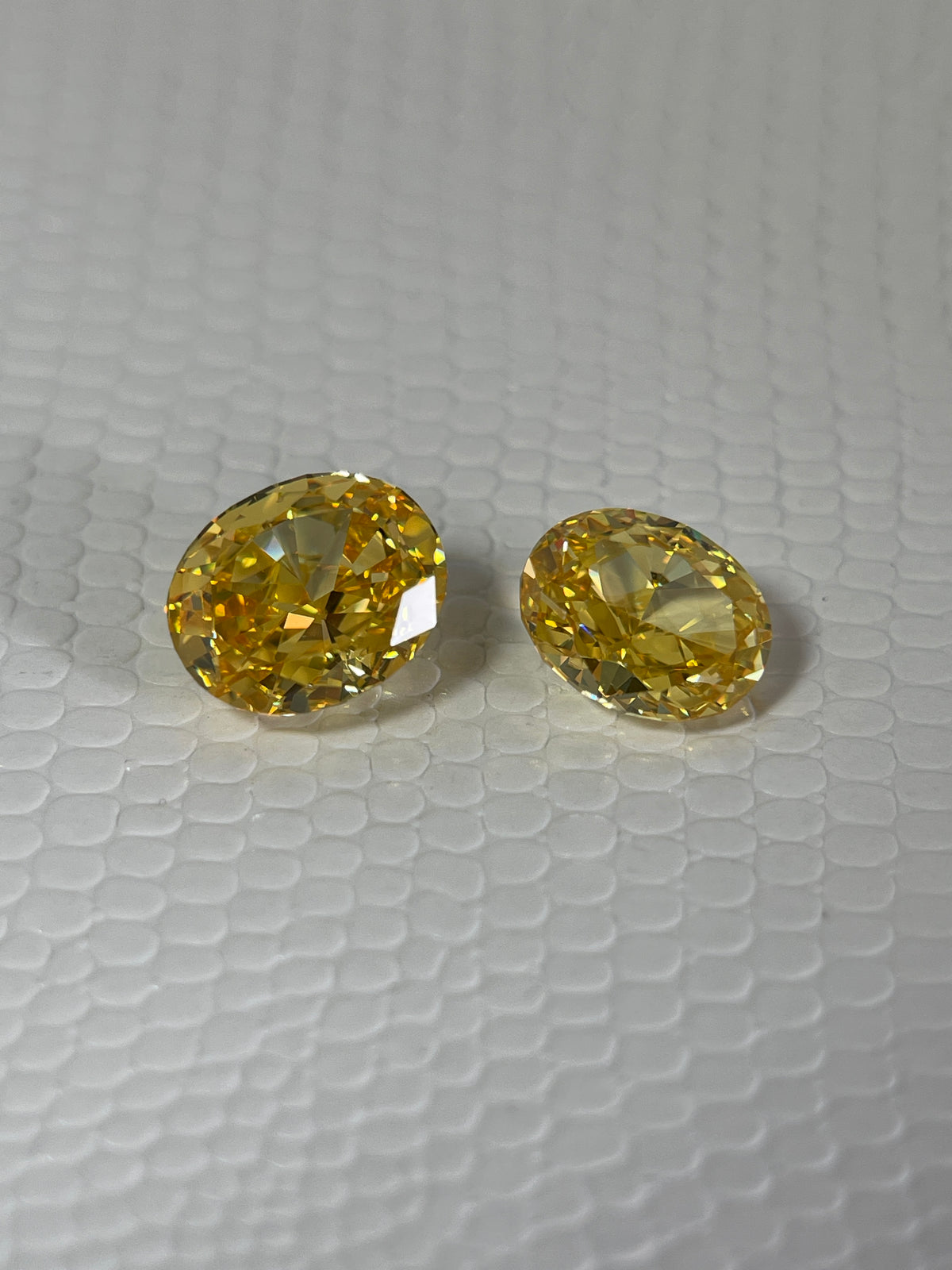 Ice Cut Cubic Zirconia – Honey Yellow Oval Cut 8x10 [6ct] & 7x9 mm [4.2ct]