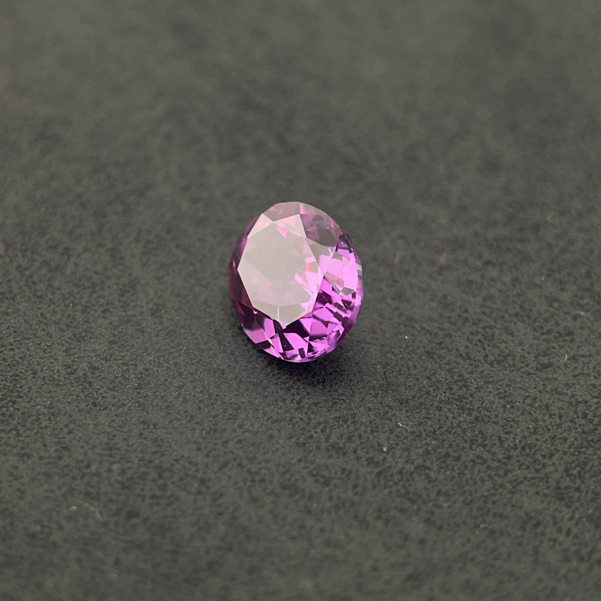 ~3.5ct Purple–Red-Blue Colour Change Corundum Alexandrite | Oval Cut | 8 × 10 mm | Gemdrop® Verified