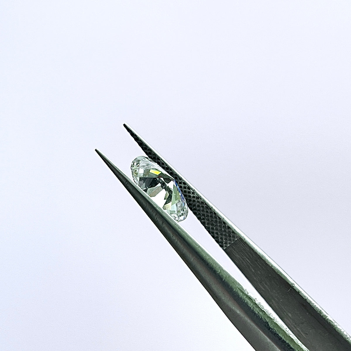 1ct Oval Cut  | VS1 D HPHT Lab Diamond | IGI  Report | Excellent Polish & Excellent Symmetry | Gemdrop® Verified