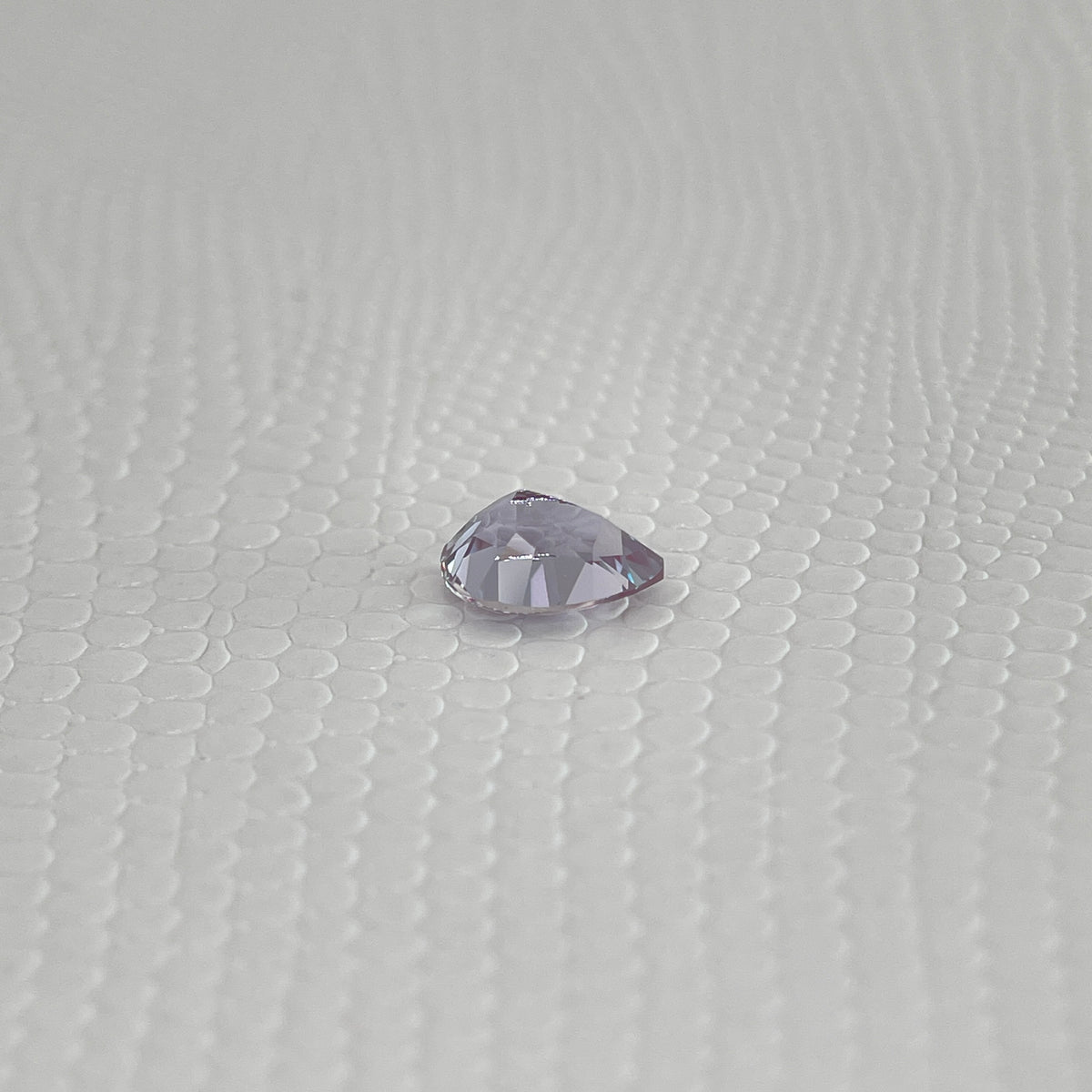 ~1.3 ct Purple–Green Colour Change Alexandrite [chrysoberyl] | Drop Cut | 6x8 mm | Gemdrop® Verified
