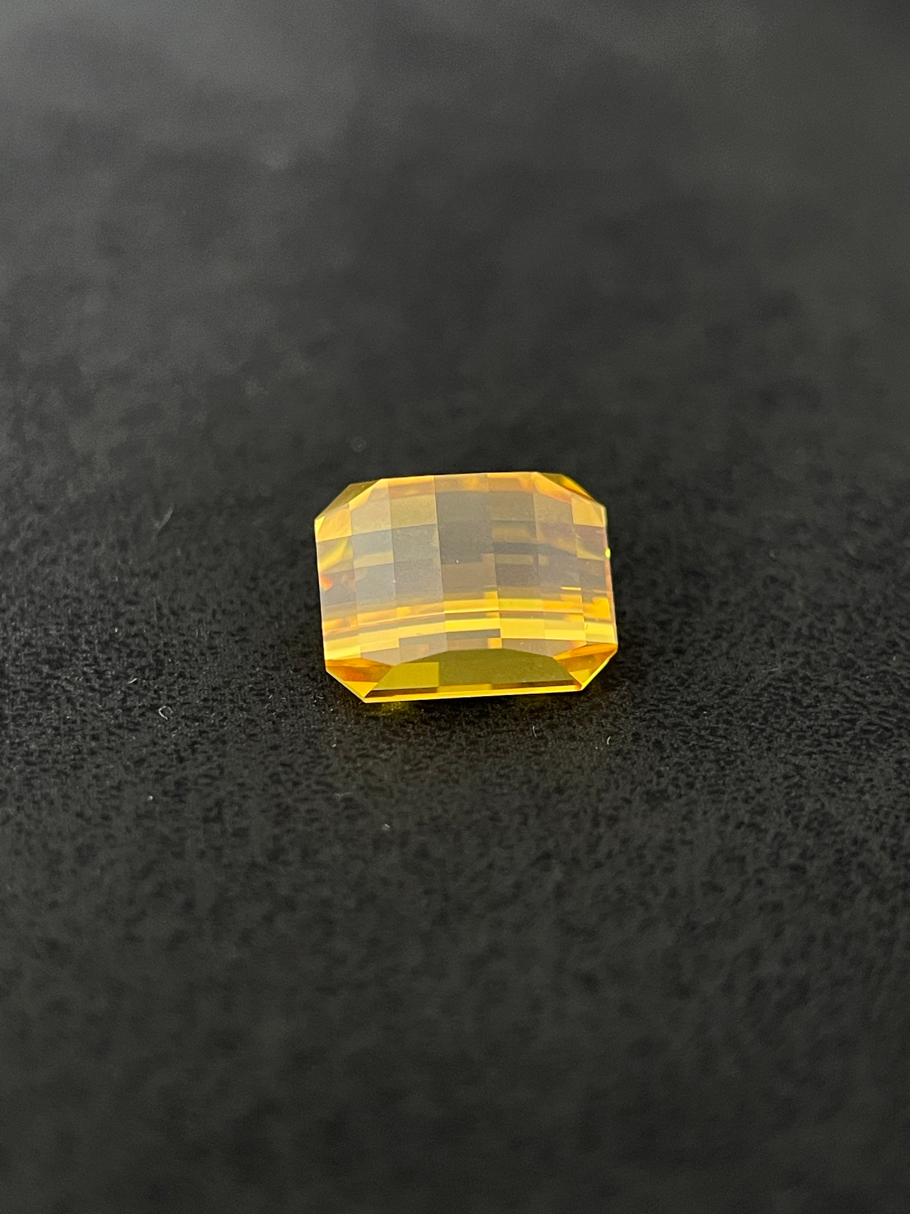 ~6.870ct Honey Yellow Sapphire | PIXEL Cut | 8 × 10 mm | Gemdrop® Verified