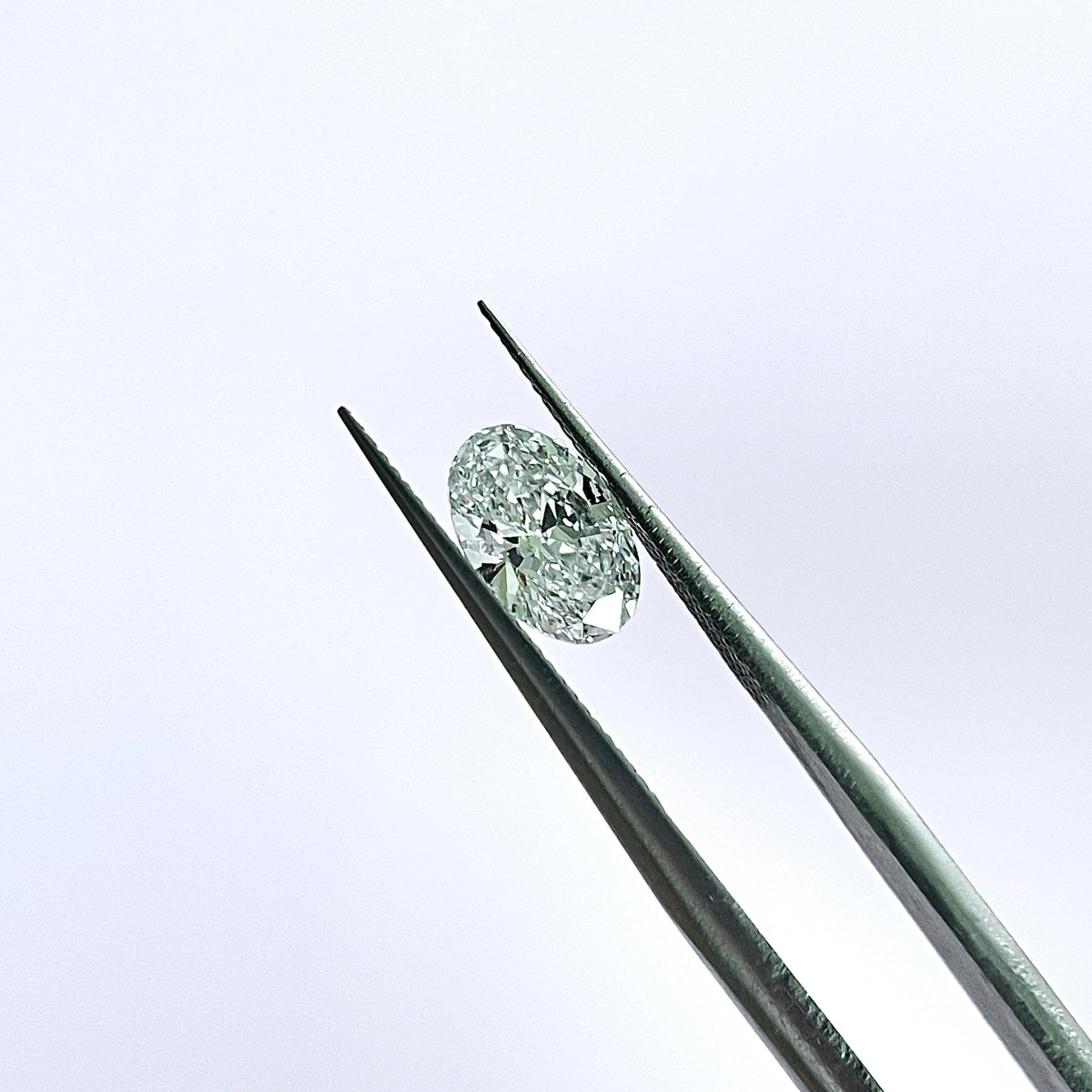 1ct Oval Cut  | VS1 D HPHT Lab Diamond | IGI  Report | Excellent Polish & Excellent Symmetry | Gemdrop® Verified