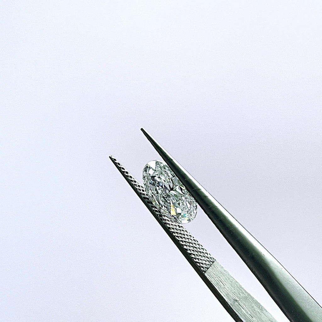 1ct Oval Cut  | VS1 D HPHT Lab Diamond | IGI  Report | Excellent Polish & Excellent Symmetry | Gemdrop® Verified