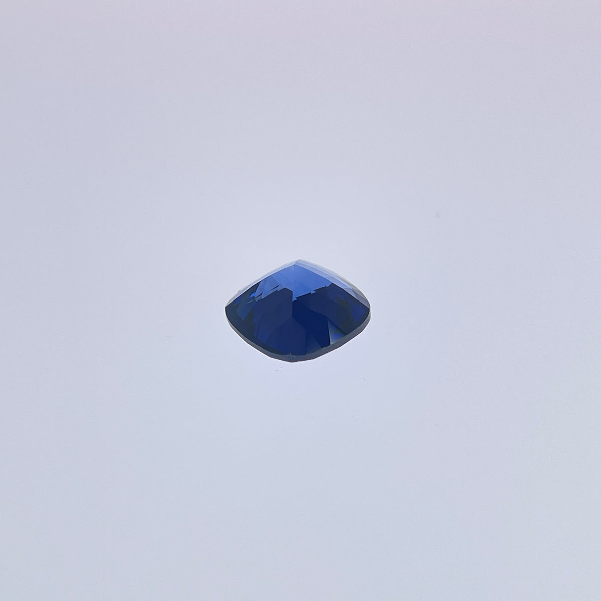 ~2.6ct Cornflower Blue Sapphire | Cushion Cut | 8 × 8 mm | Gemdrop® Verified