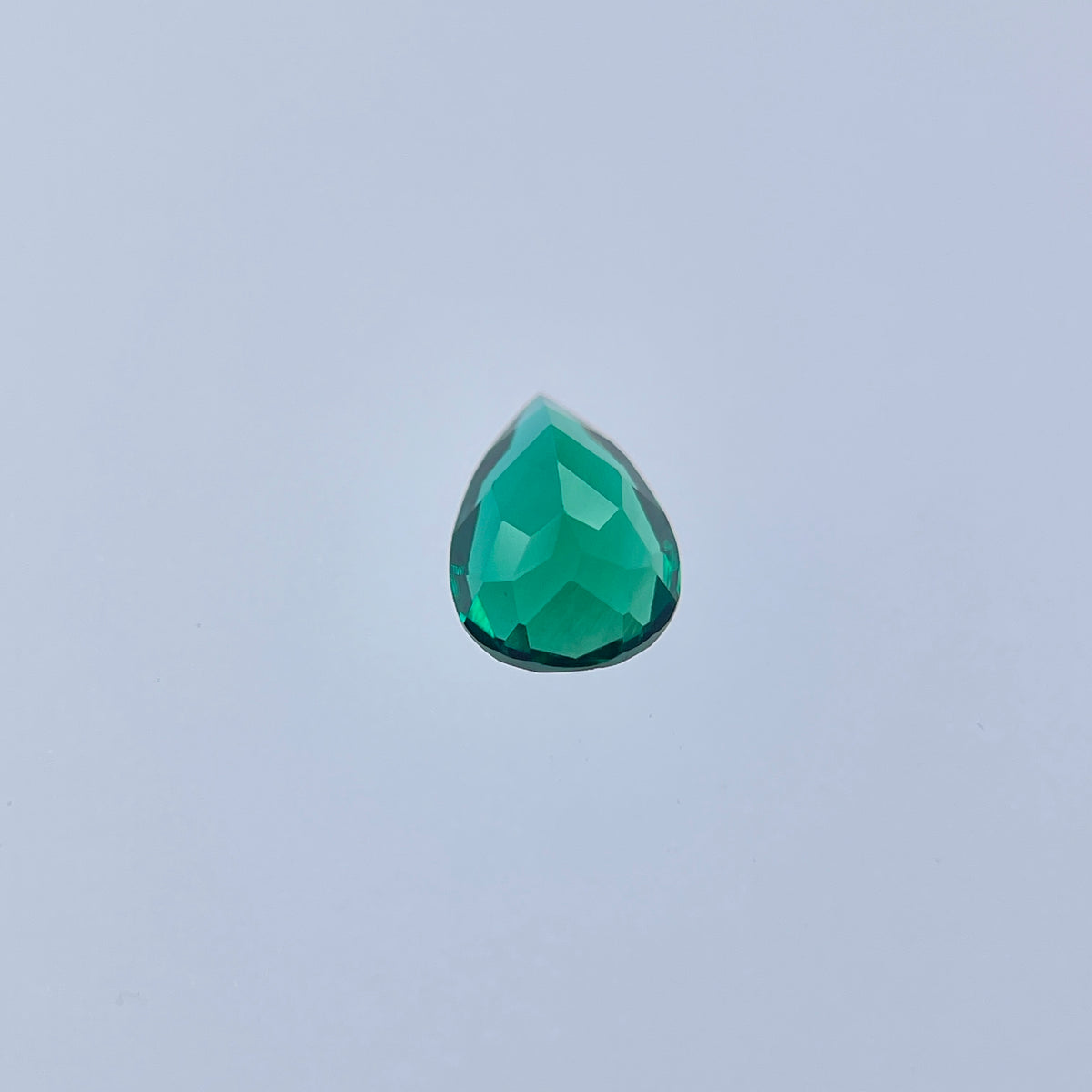 ~1,2 ct Émeraude hydrothermale verte de Zambie [Béryl] | Taille émeraude | 6 × 8 mm | Vérifié Gemdrop®