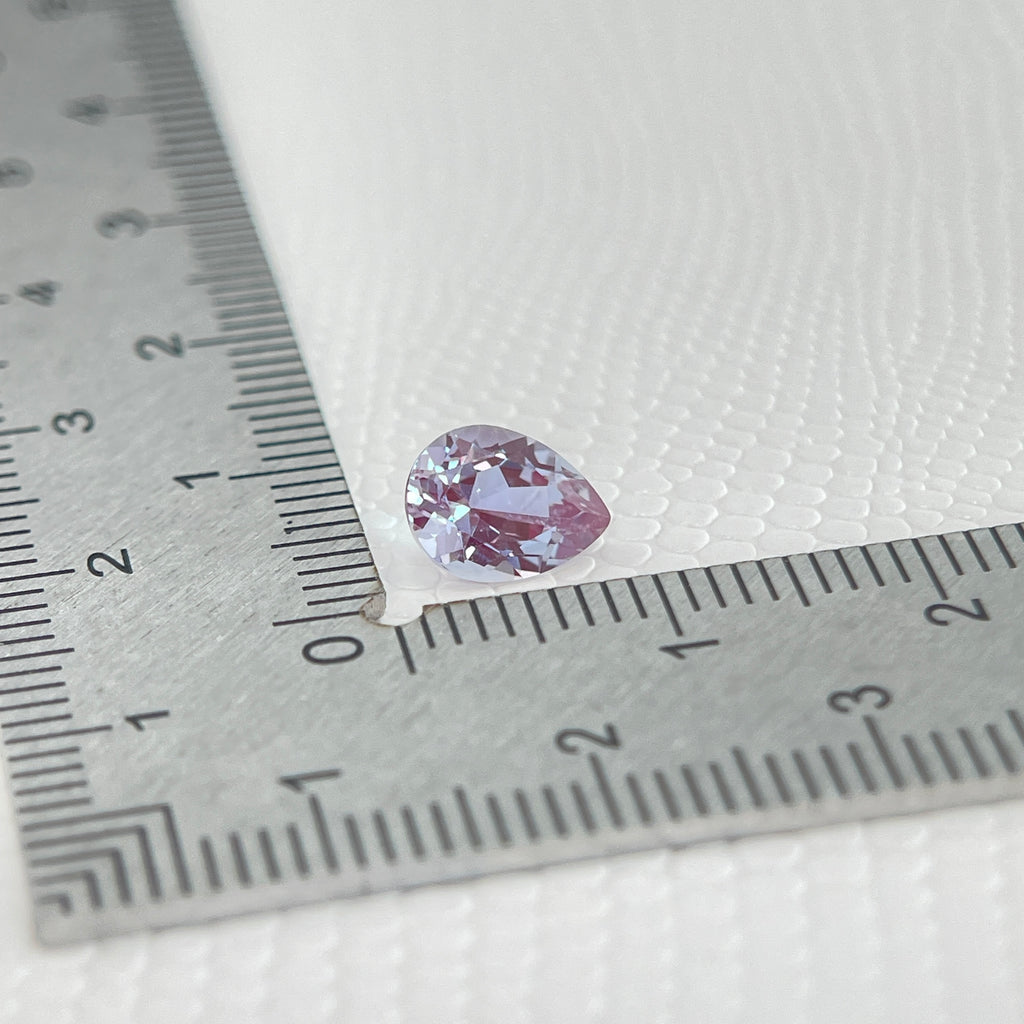 ~1.3 ct Purple–Green Colour Change Alexandrite [chrysoberyl] | Drop Cut | 6x8 mm | Gemdrop® Verified