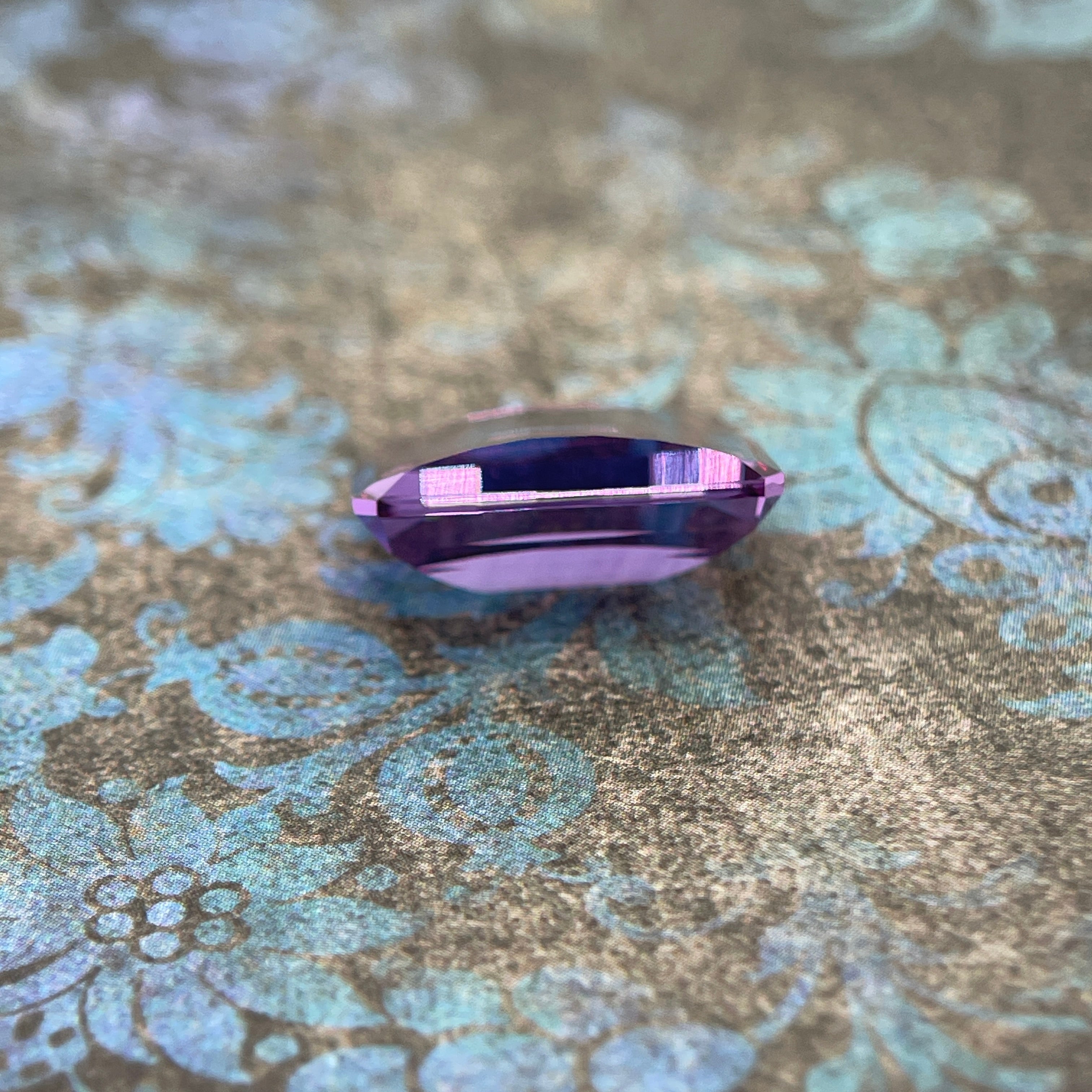 20.175ct Purple–Green Colour Change Corundum Alexandrite | Pixel Cut | 13x18 mm | Gemdrop® Verified