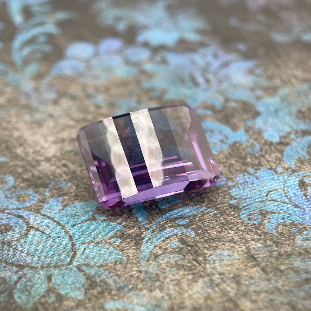 20.175ct Purple–Green Colour Change Corundum Alexandrite | Pixel Cut | 13x18 mm | Gemdrop® Verified