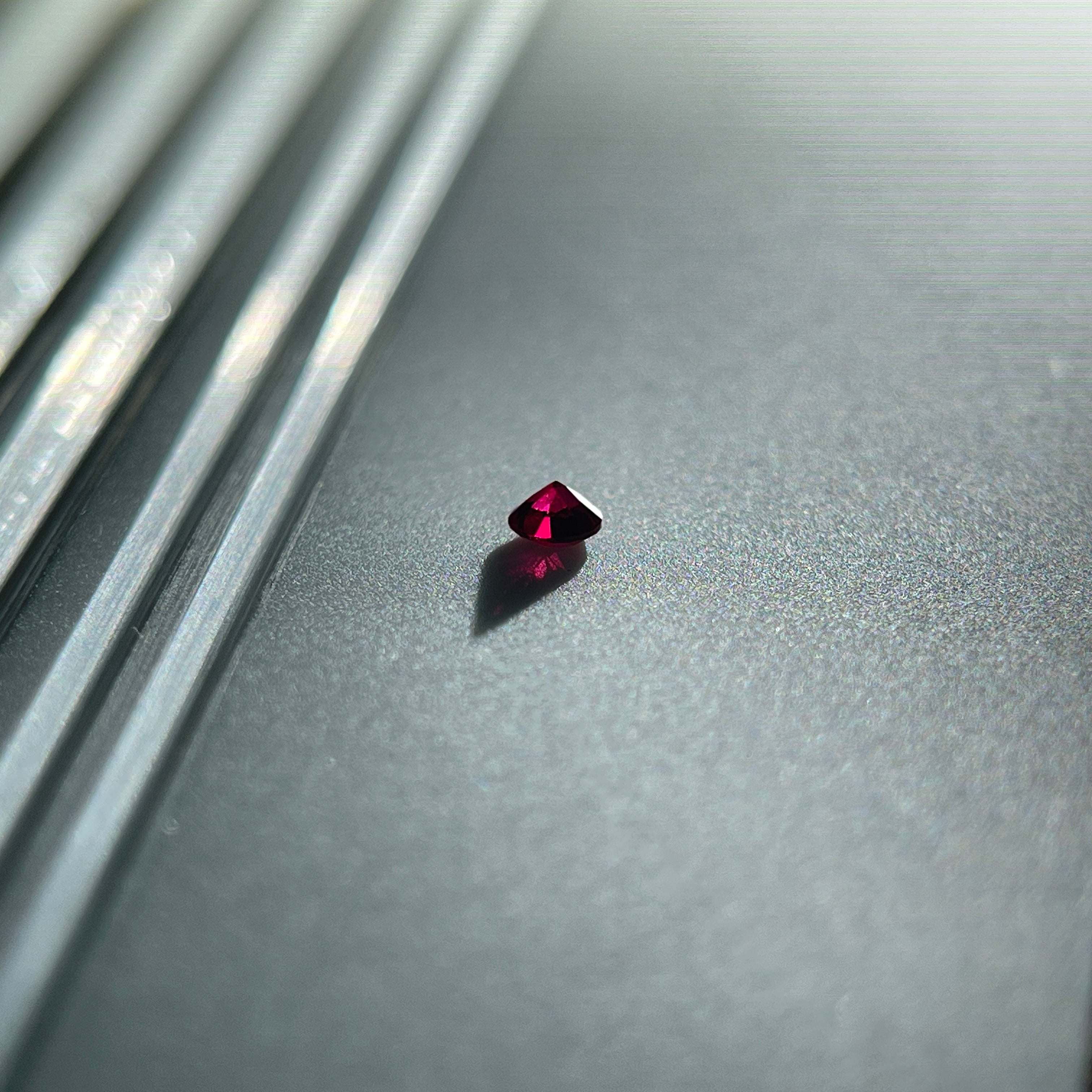 ~0.1ct Pigeon Blood Red Czochralski Ruby | Round Brilliant Cut | 3 mm | Gemdrop® Verified