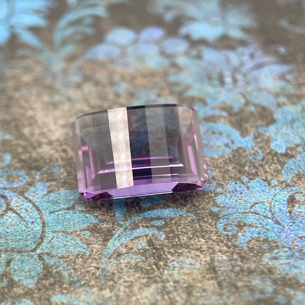 20.175ct Purple–Green Colour Change Corundum Alexandrite | Pixel Cut | 13x18 mm | Gemdrop® Verified