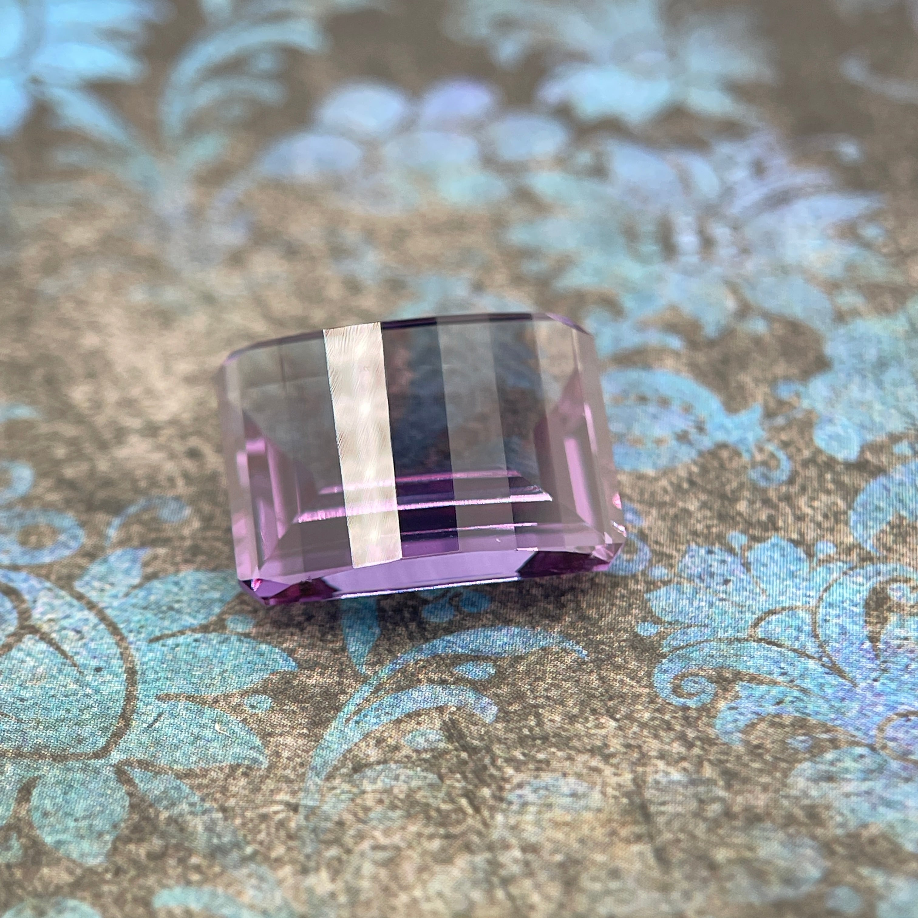 20.175ct Purple–Green Colour Change Corundum Alexandrite | Pixel Cut | 13x18 mm | Gemdrop® Verified