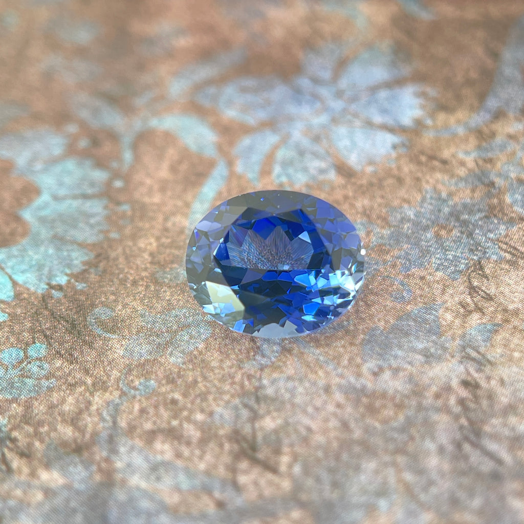 ~6.5 ct Cornflower Blue Sapphire | Oval Cut | 10 × 12 mm | Gemdrop® Verified