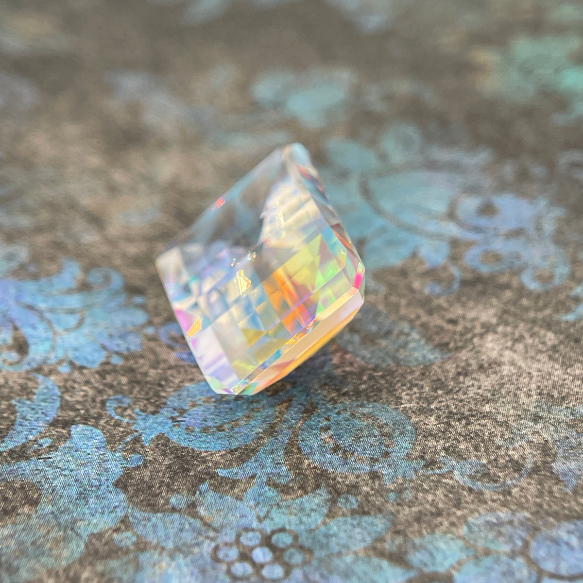 20.025ct Mystic Quartz | Pixel Cut | 15x20 mm | Gemdrop® Verified