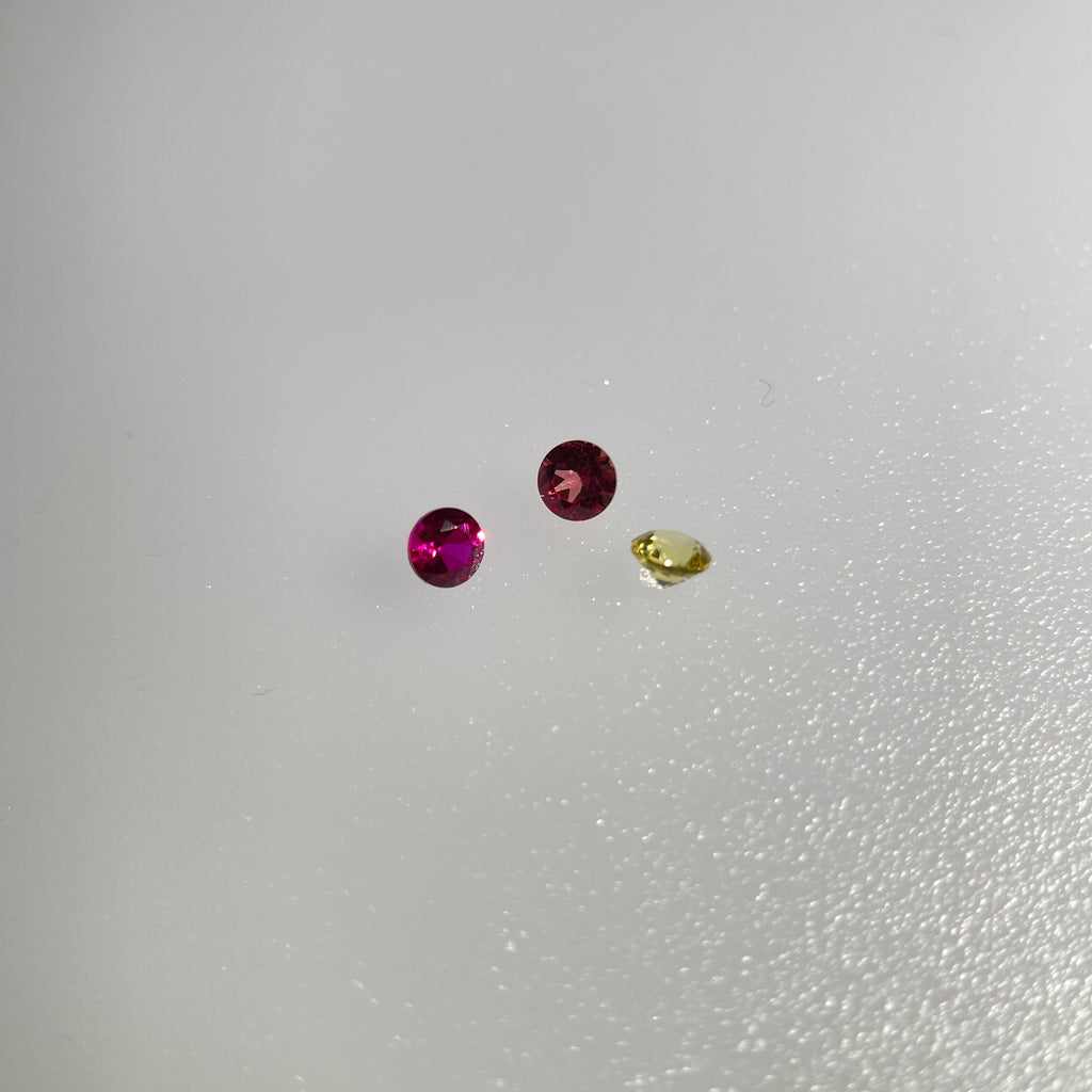 4 mm Ruby Red, Padparadscha & Canary Yellow Sapphire & Ruby | Round Brilliant Cut | ~0.3 ct | Gemdrop® Verified