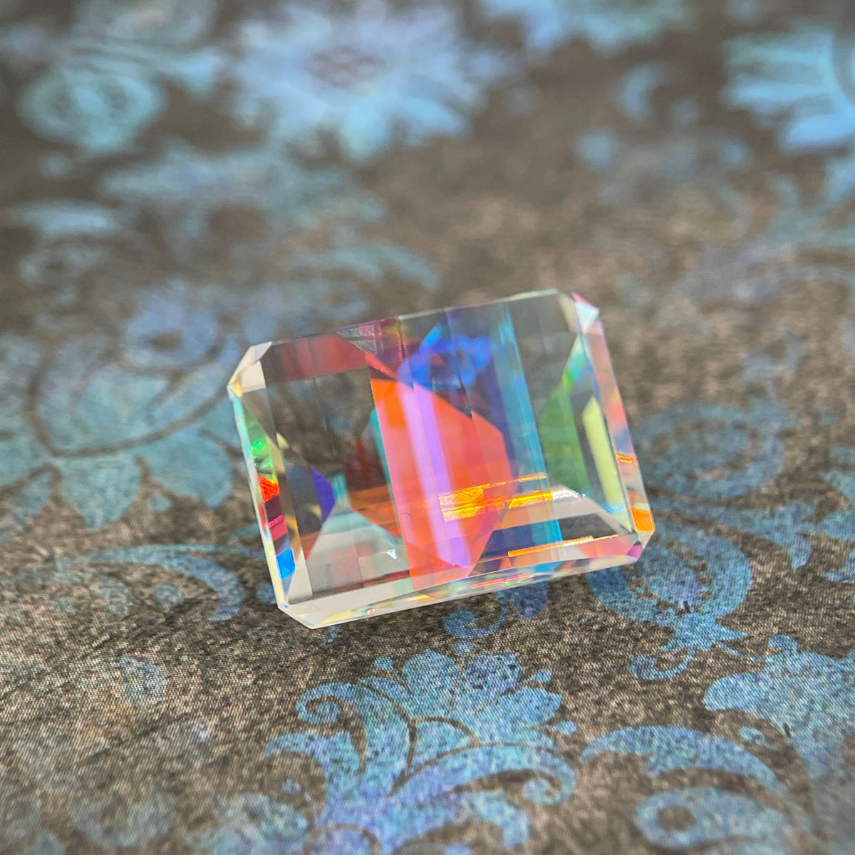 20.025ct Mystic Quartz | Pixel Cut | 15x20 mm | Gemdrop® Verified