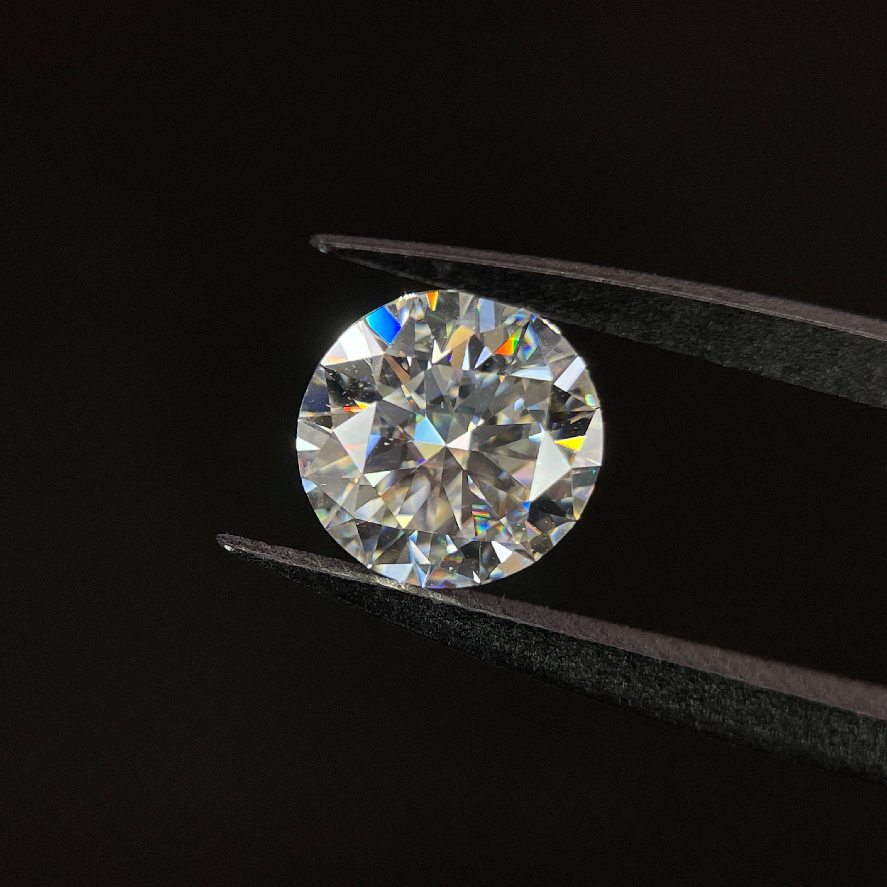 4 Carat Round Brilliant VVS1 D Moissanite Space Diamond | 10mm | GemDrop® Verified