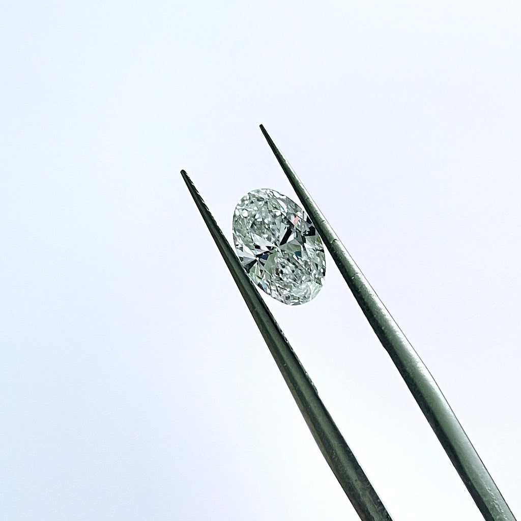 1ct Oval Cut  | VS1 D HPHT Lab Diamond | IGI  Report | Excellent Polish & Excellent Symmetry | Gemdrop® Verified