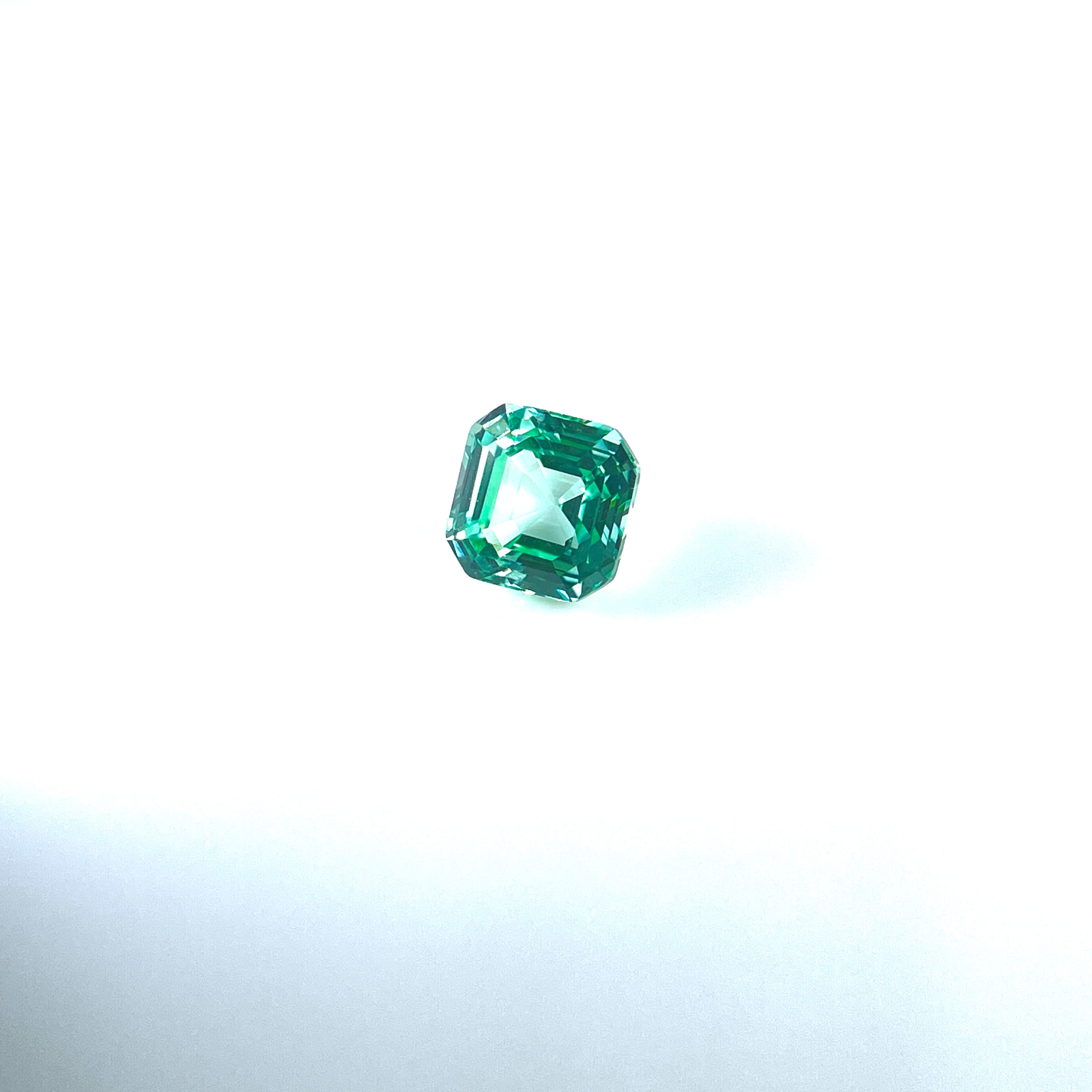 ~2.2ct Mint Green Sapphire | Asscher Cut | 7 × 7 mm | Gemdrop® Verified