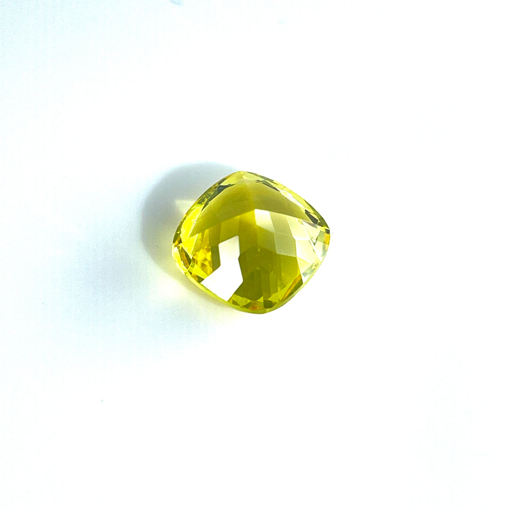 ~2.9ct Yellow Sapphire | Cushion Cut | 8 × 8 mm | Gemdrop® Verified