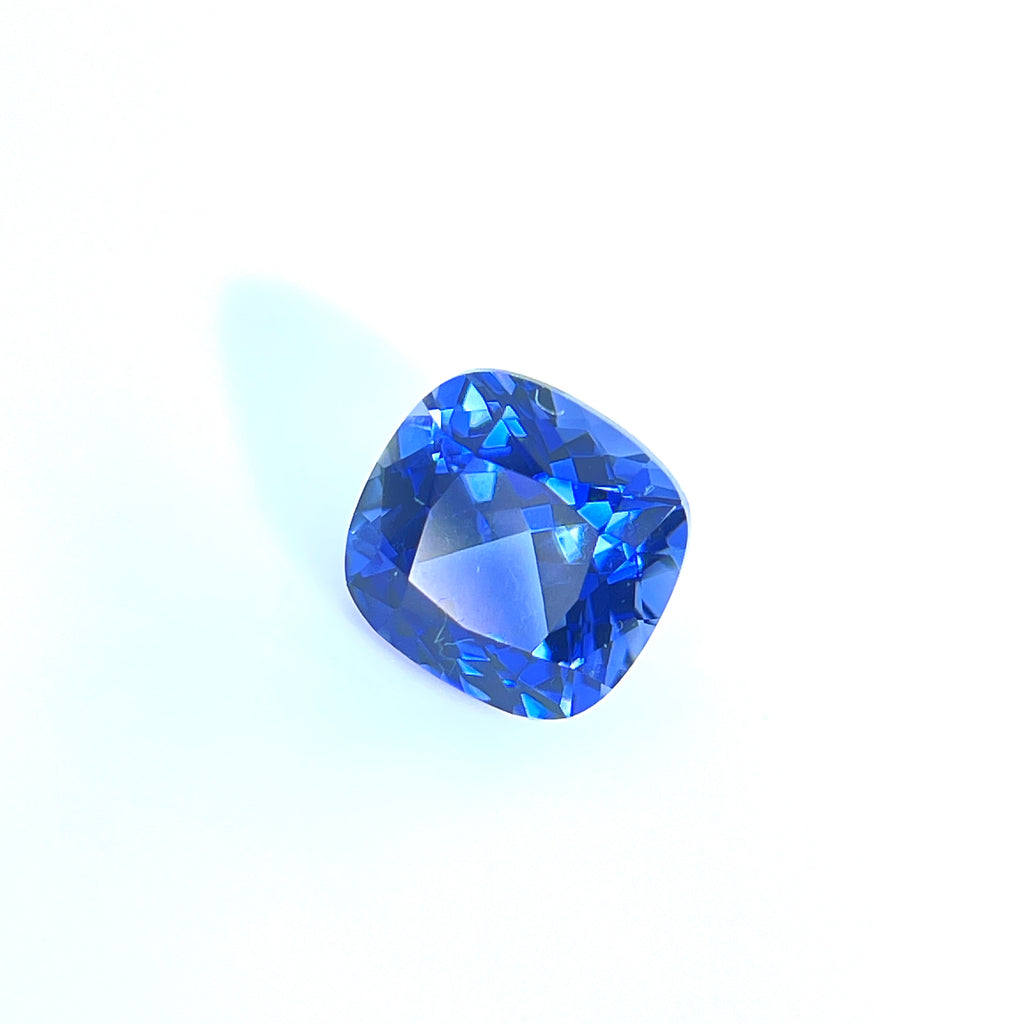 ~2.6ct Cornflower Blue Sapphire | Cushion Cut | 8 × 8 mm | Gemdrop® Verified
