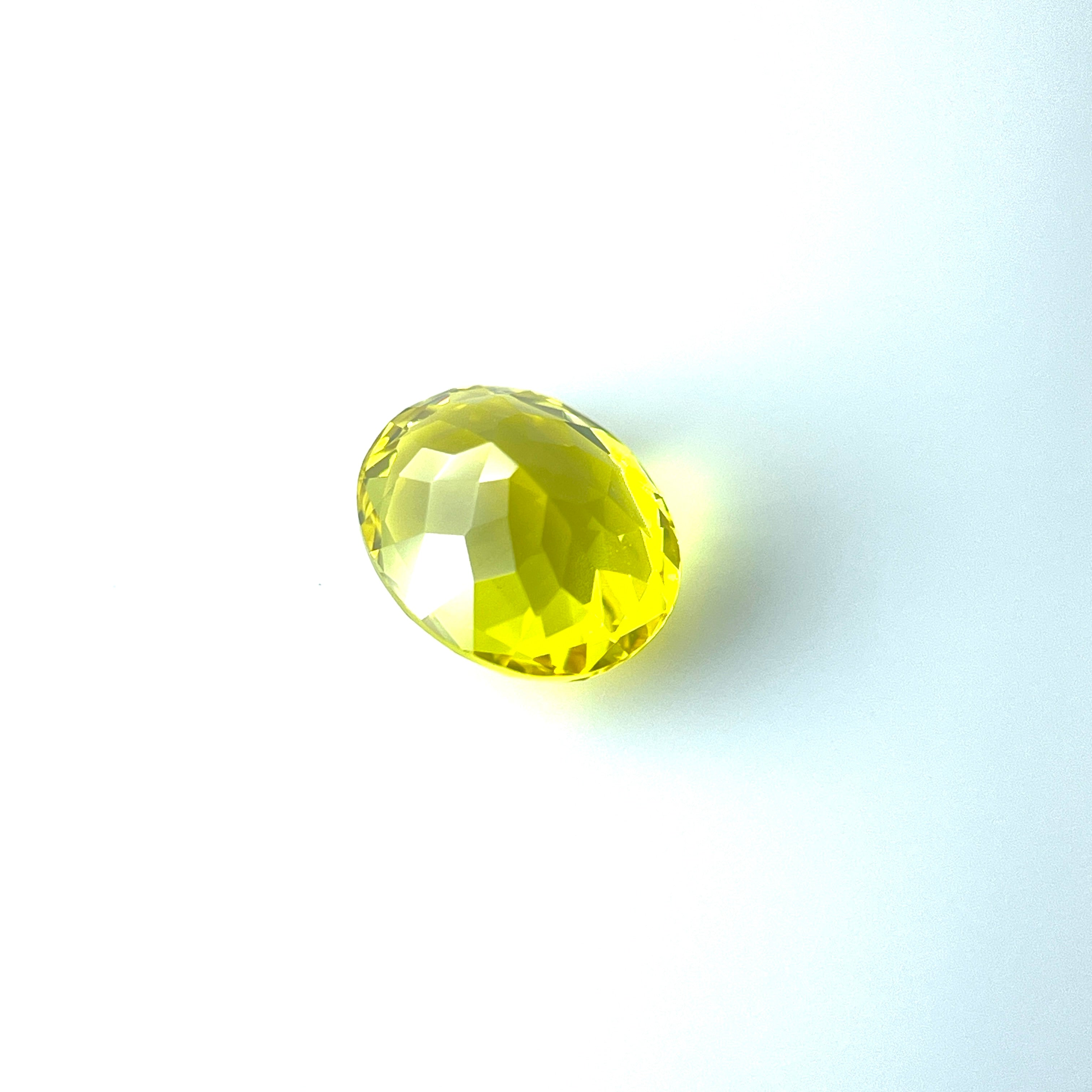 ~3.5ct Yellow Sapphire | Oval Cut | 8 × 10 mm | Gemdrop® Verified