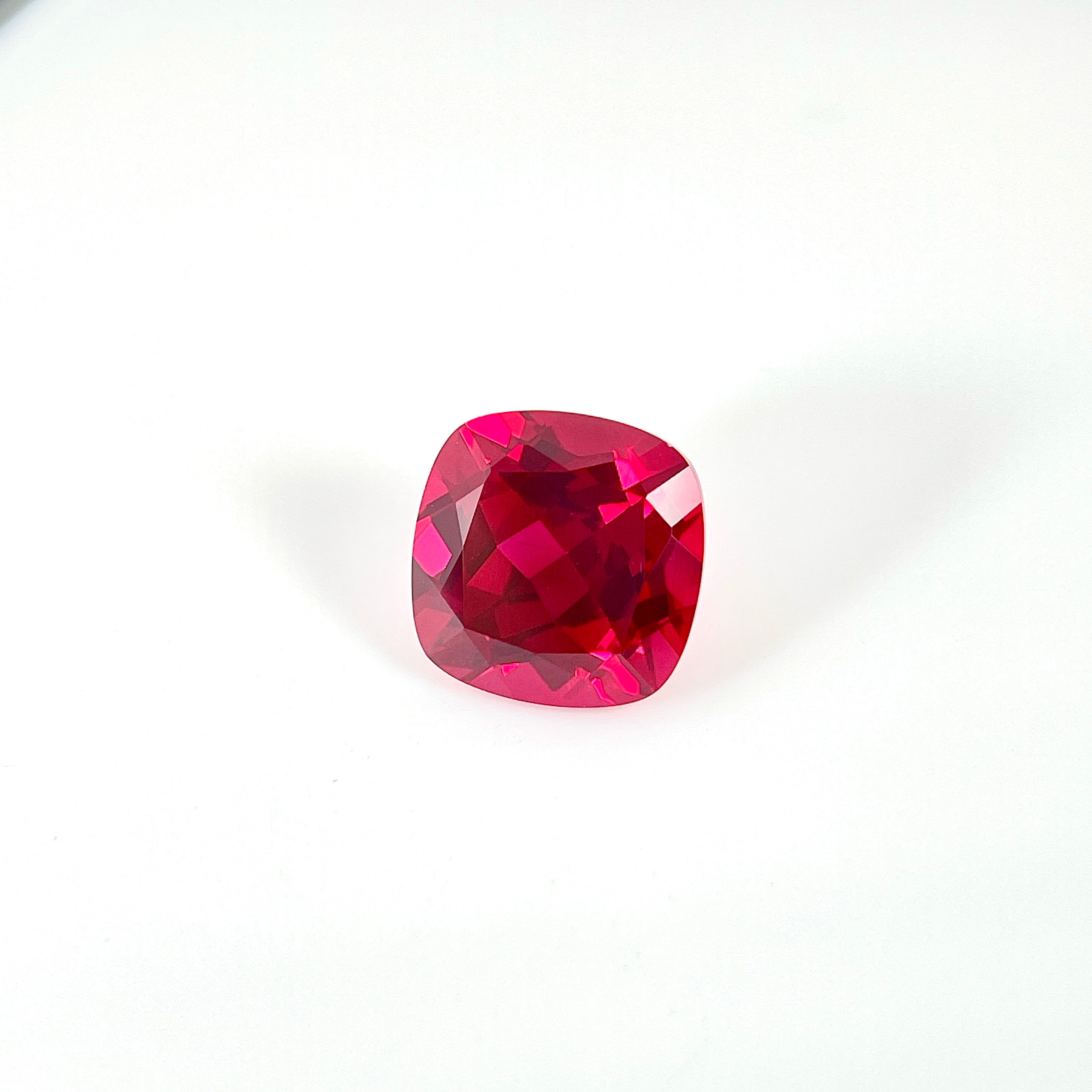 ~5.5ct Pigeon Blood Red Ruby | Cushion Cut | 10 × 10 mm | Gemdrop® Verified