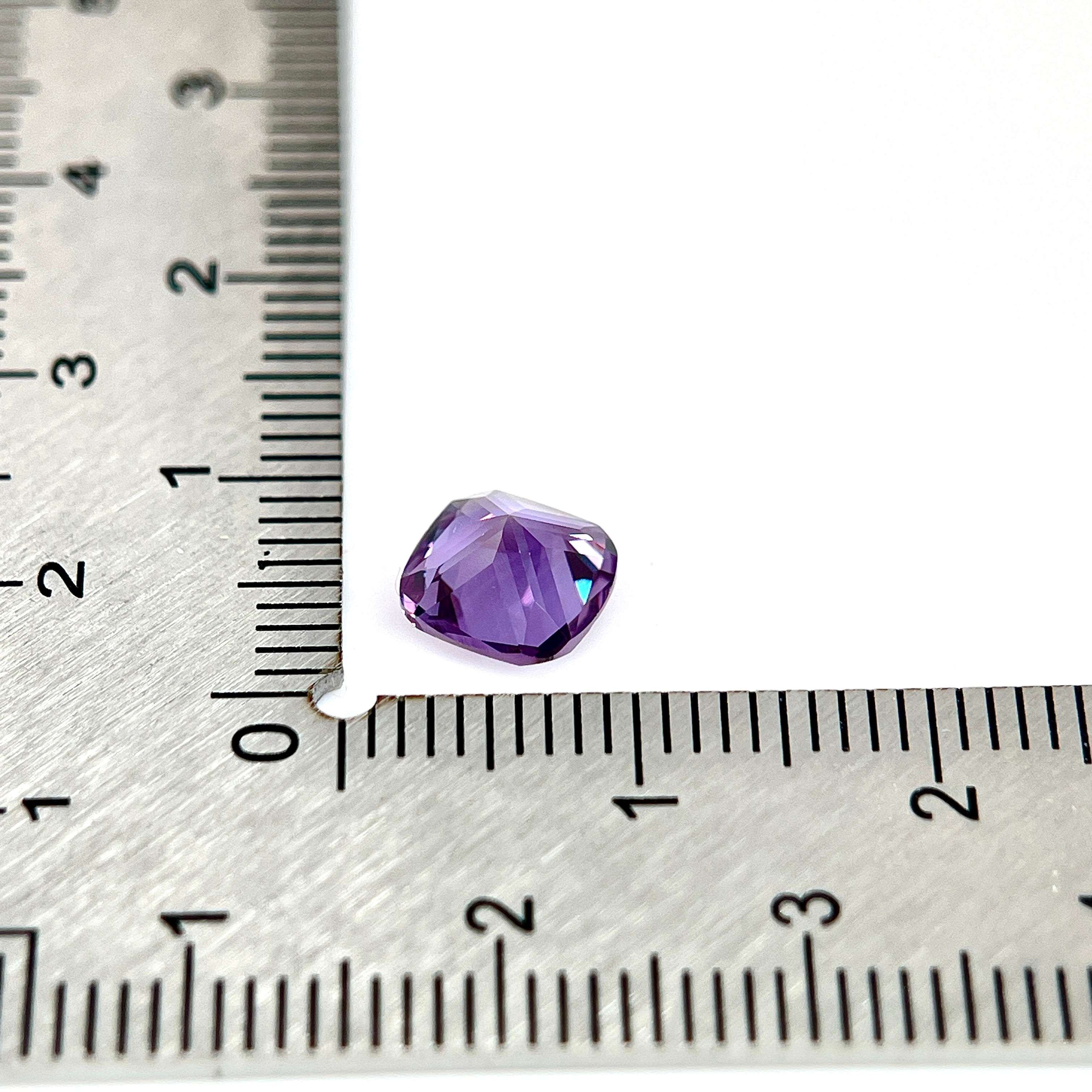 ~1.8ct Purple–Green Colour Change Corundum Alexandrite | Cushion Cut | 7 × 7 mm | Gemdrop® Verified