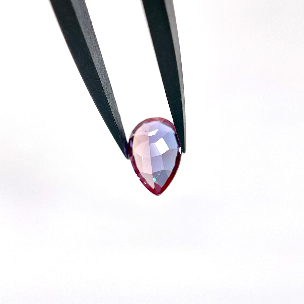 ~1.54ct Purple–Green Colour Change Alexandrite [chrysoberyl] | Drop Cut | 6 × 9 mm | Gemdrop® Verified